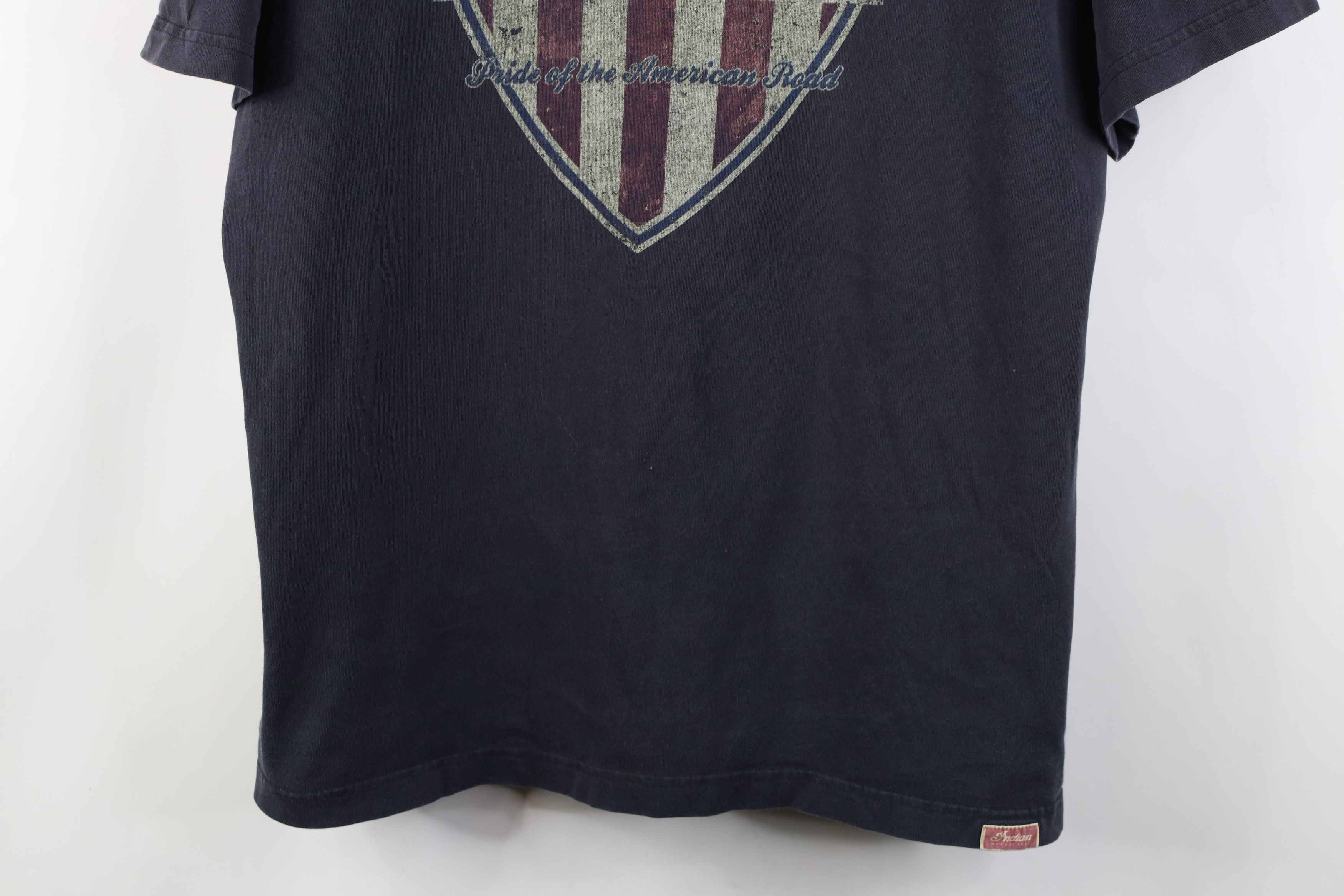 Vintage Vintage Indian Motorcycles Shield Crest T-Shirt Black Size US XL / EU 56 / 4 - 3 Thumbnail