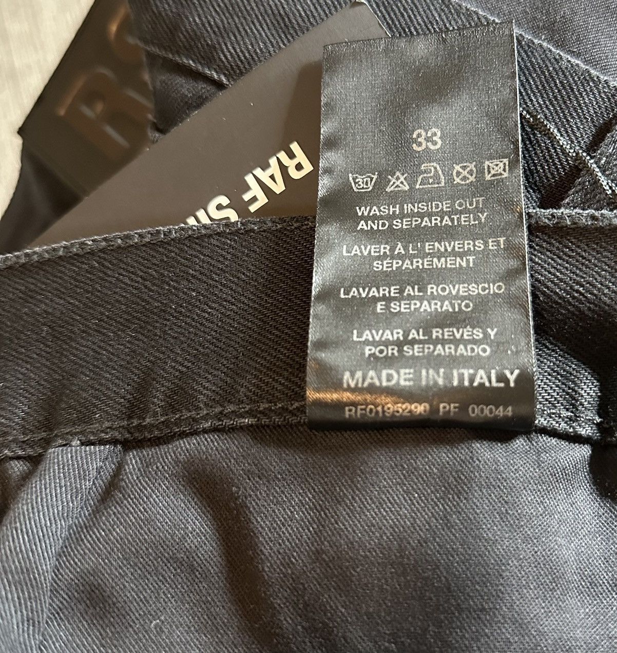 Raf Simons Raf simons SS20 Slim fit destroyed denim shorts Size US 33 - 9 Thumbnail