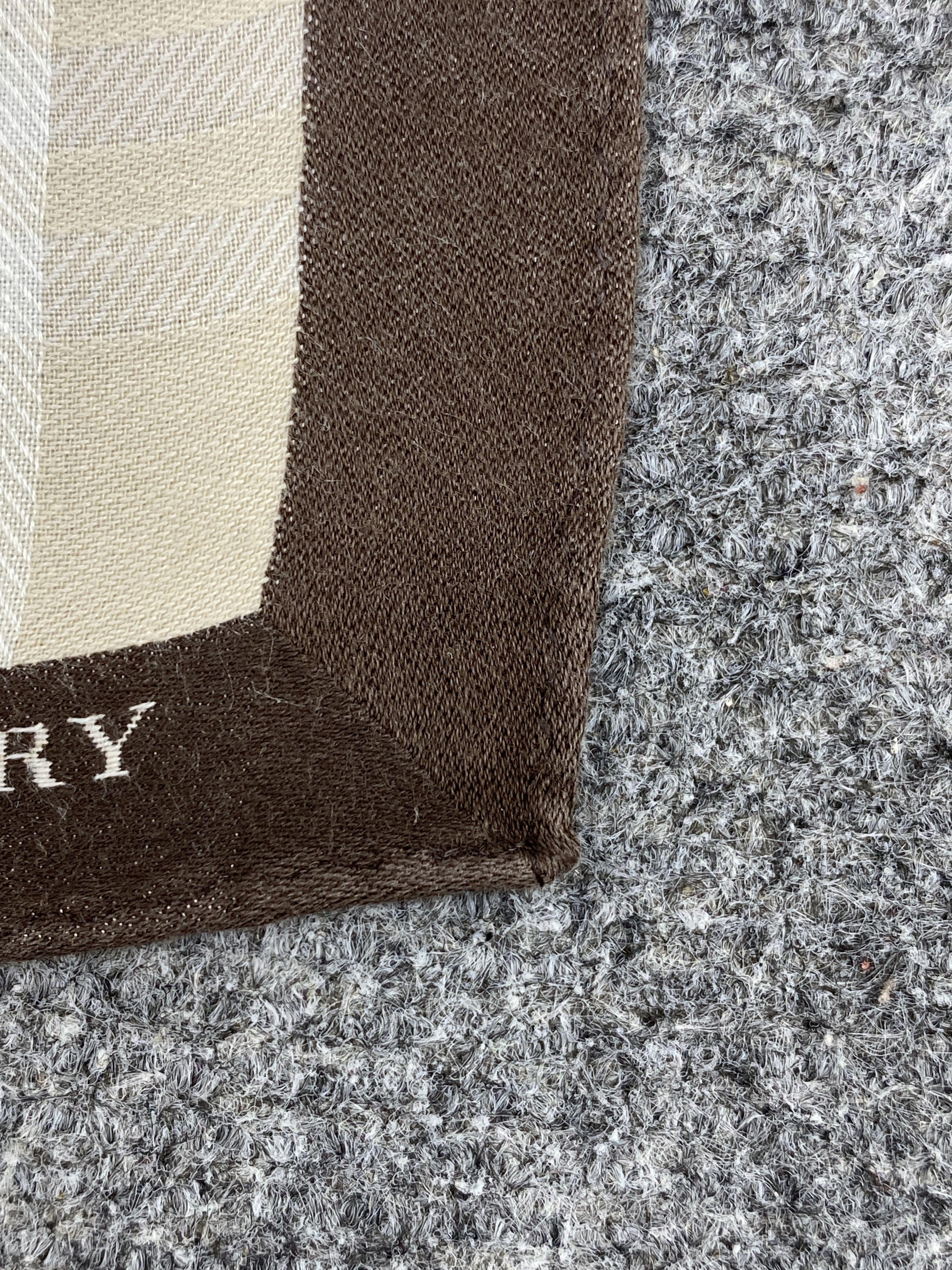 Burberry Burberrys Handkerchief / Bandana / Neckerchief Size ONE SIZE - 6 Thumbnail