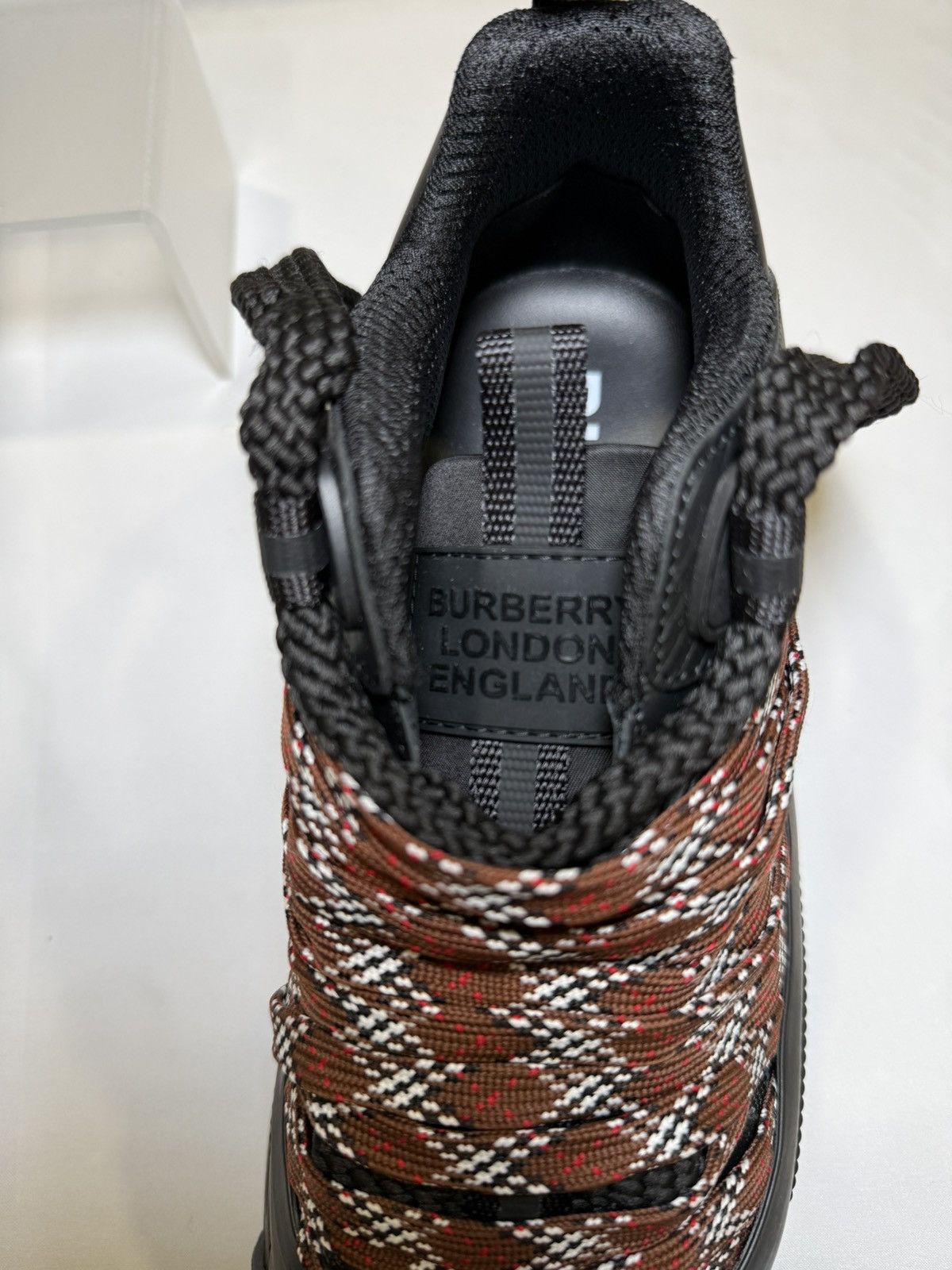 Burberry Burberry Arthur Sneaker Size US 7 / EU 40 - 8 Thumbnail