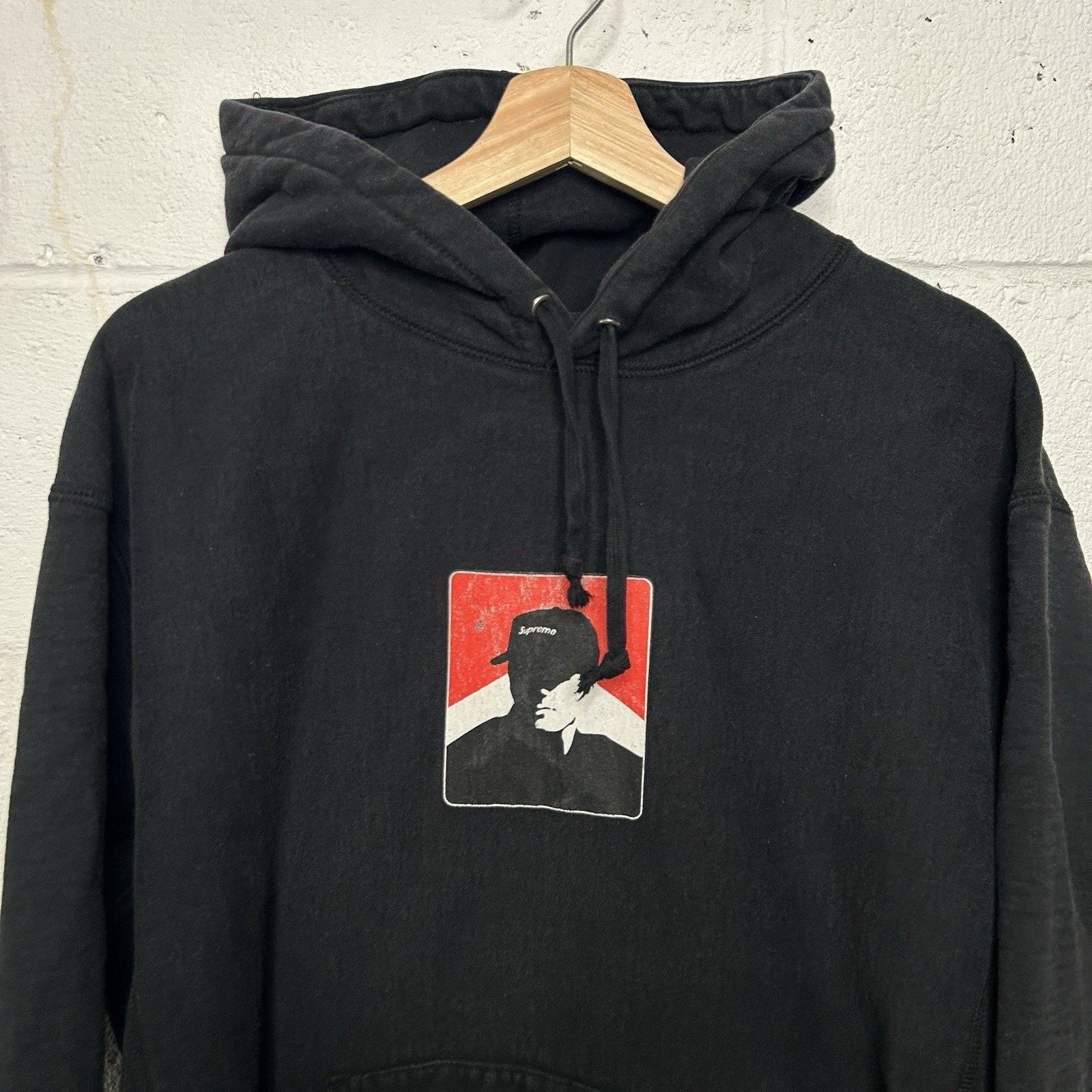 Supreme Supreme Portrait Hooded Sweatshirt Hoodie “Black” FW20 Size US L / EU 52-54 / 3 - 2 Thumbnail
