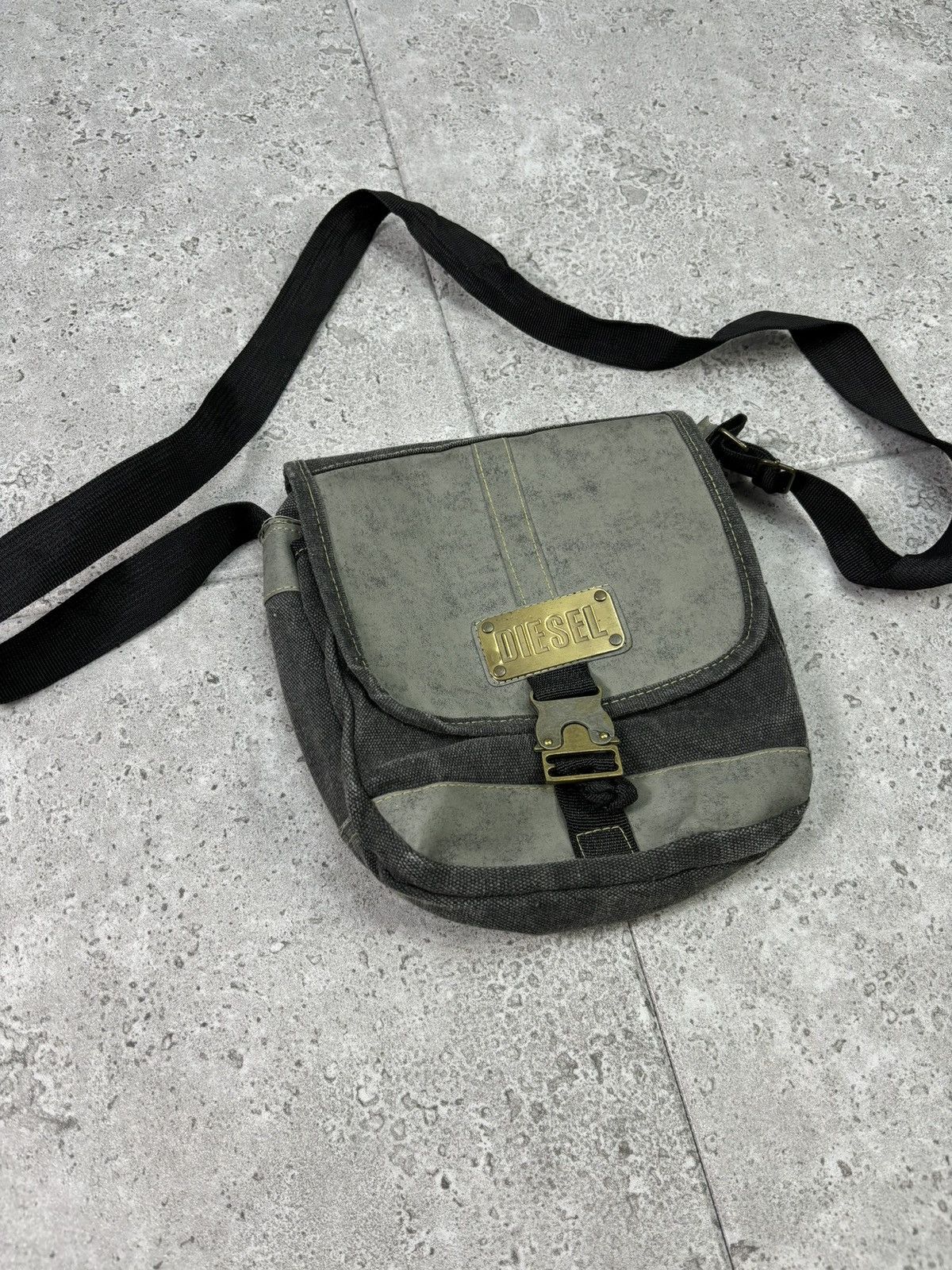 Diesel × Vintage Vintage Diesel Multi Pocket Leather Cargo Bag Avant Garde Size ONE SIZE - 2 Thumbnail