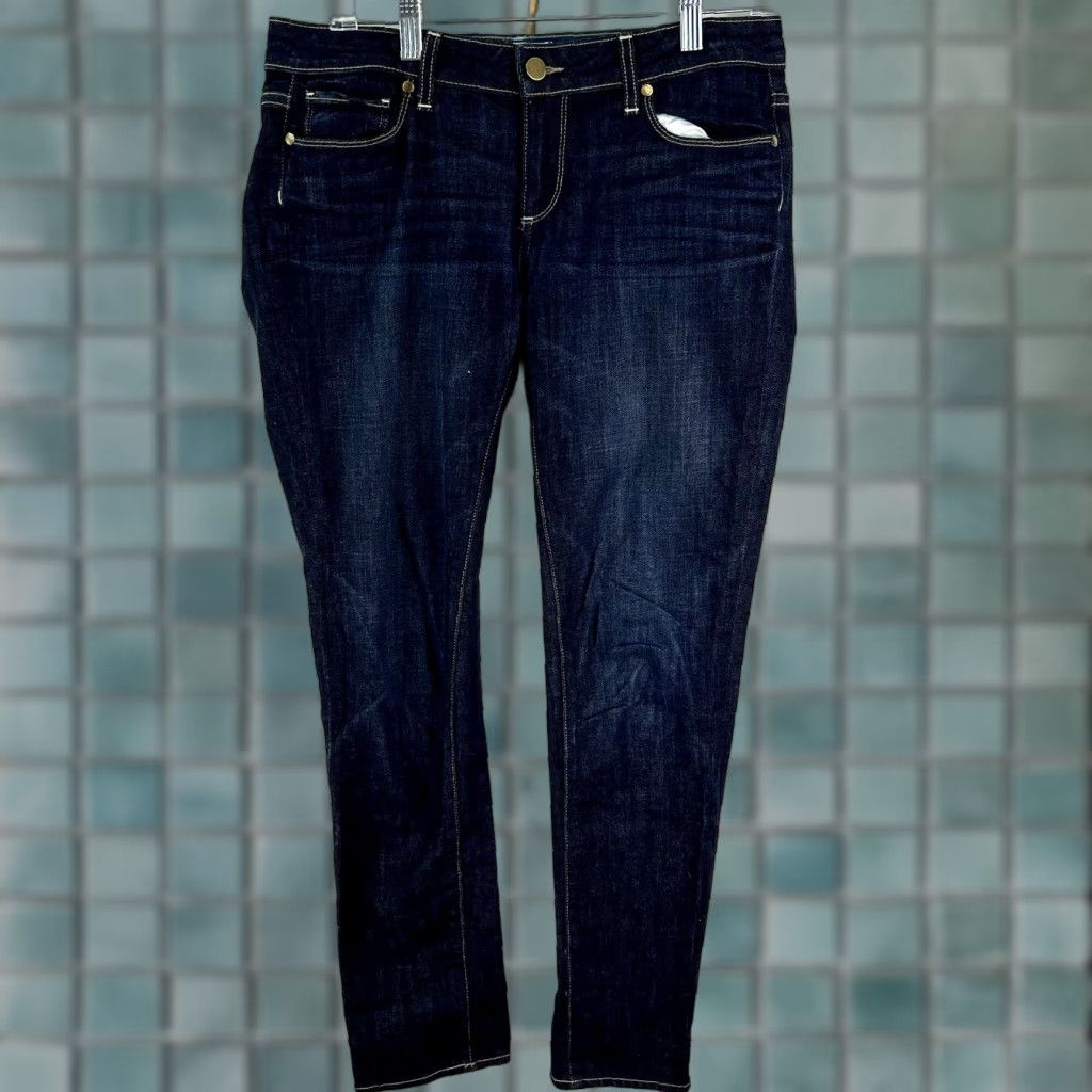 Paige Paige Skinny Jeans Denim Blue 34 Inseam 32 Regular Fit Women's Size 27 5-Pocket Stretch Mid Rise Vintage No Size 27" / US 4 / IT 40 - 1 Thumbnail