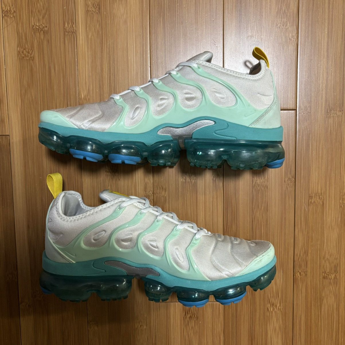 Nike Nike Air VaporMax Plus ‘Since 1972’ Size US 9 / EU 42 - 2 Thumbnail