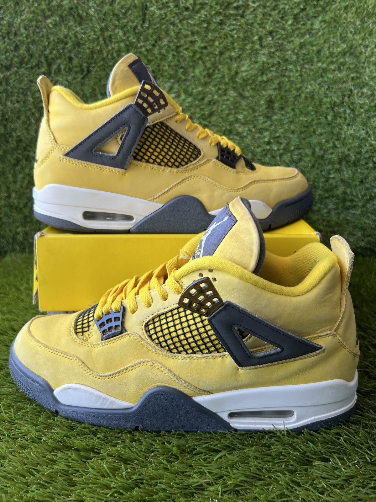 Nike Air Jordan 4 Retro Lightning Grailed