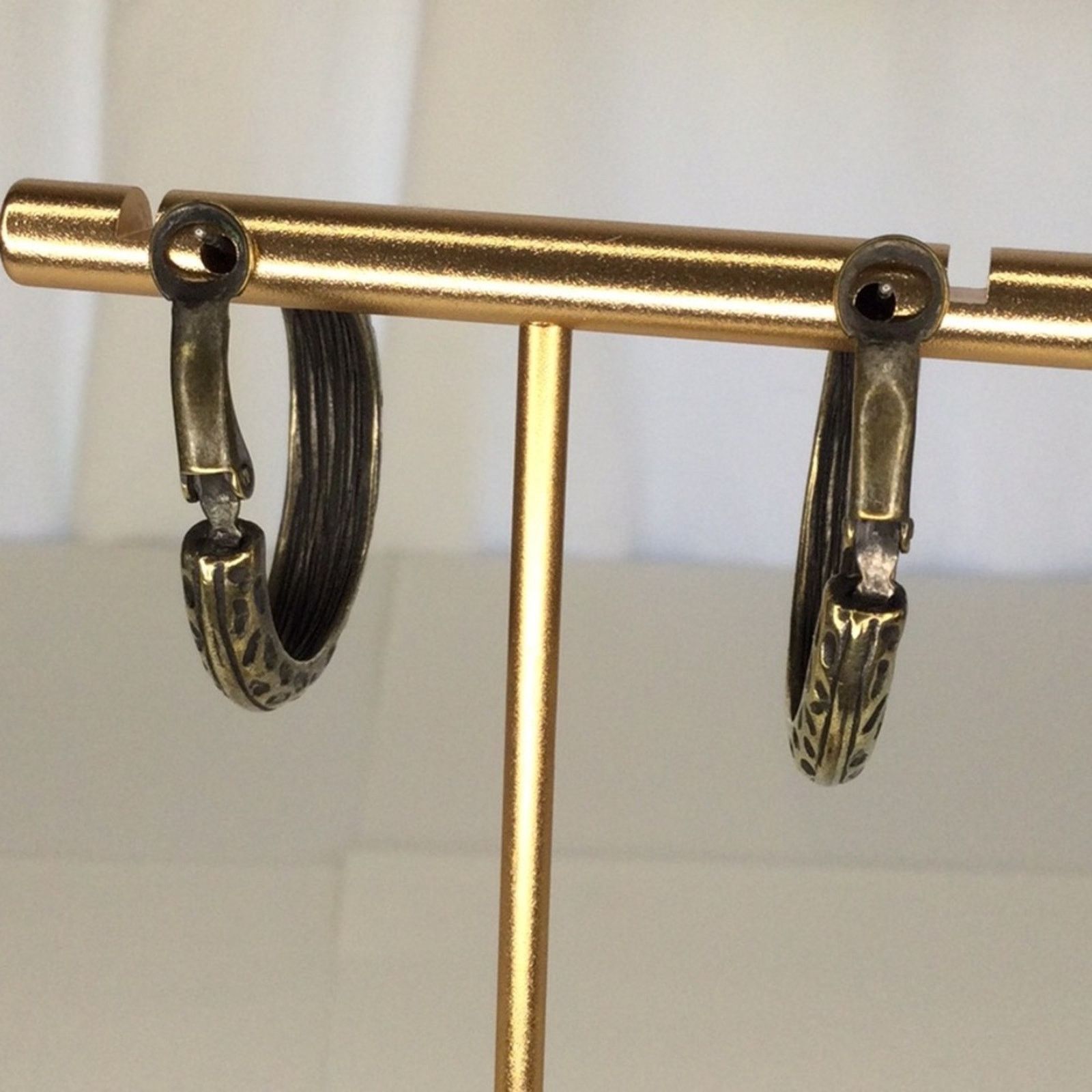 Other Gold & Black Vintage Earrings Hammered Latch Back Hoop Size ONE SIZE - 4 Thumbnail