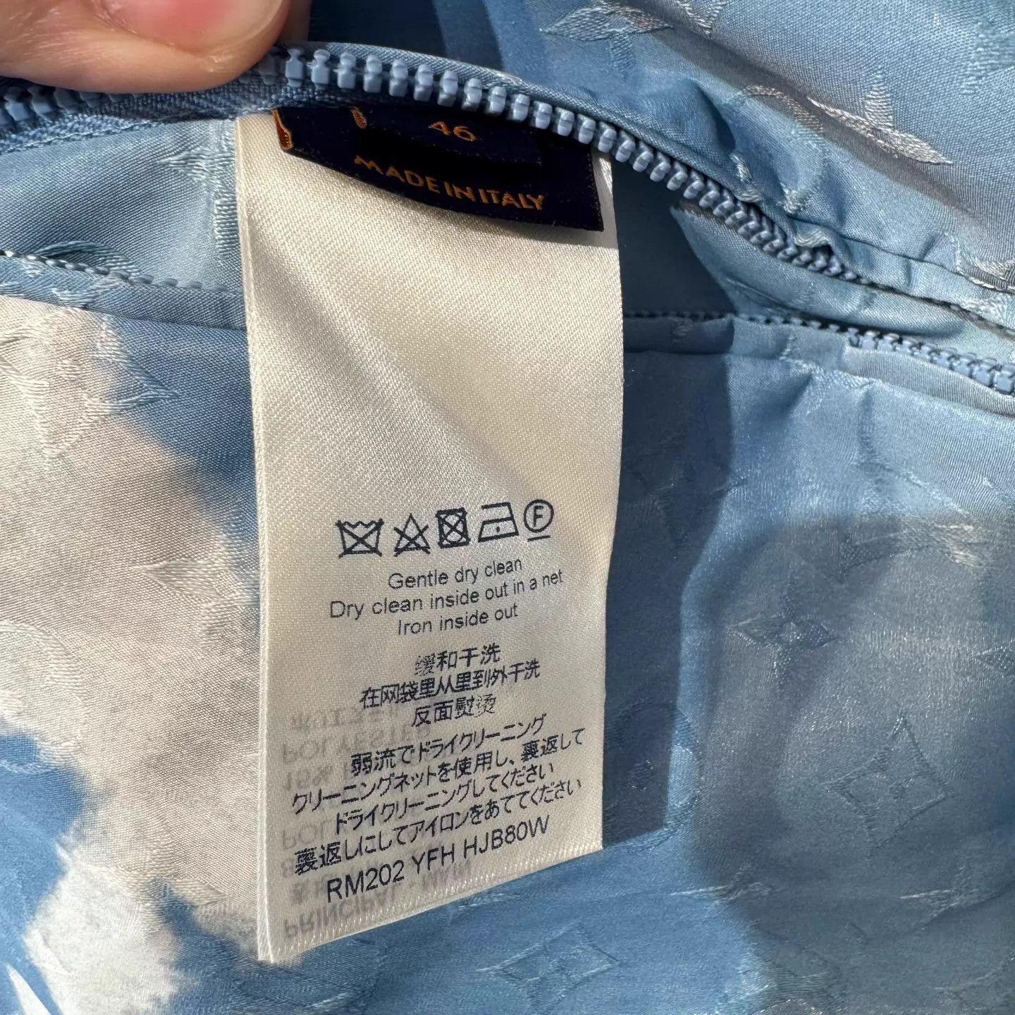 Louis Vuitton Louis Vuitton Blue Sky Cloud Zipped Jacket Size 46 Size US S / EU 44-46 / 1 - 5 Thumbnail