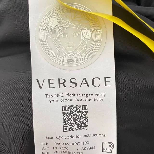 Versace Versace Solid color hooded reversible long-sleeved down ja Size US M / EU 48-50 / 2 - 4 Thumbnail