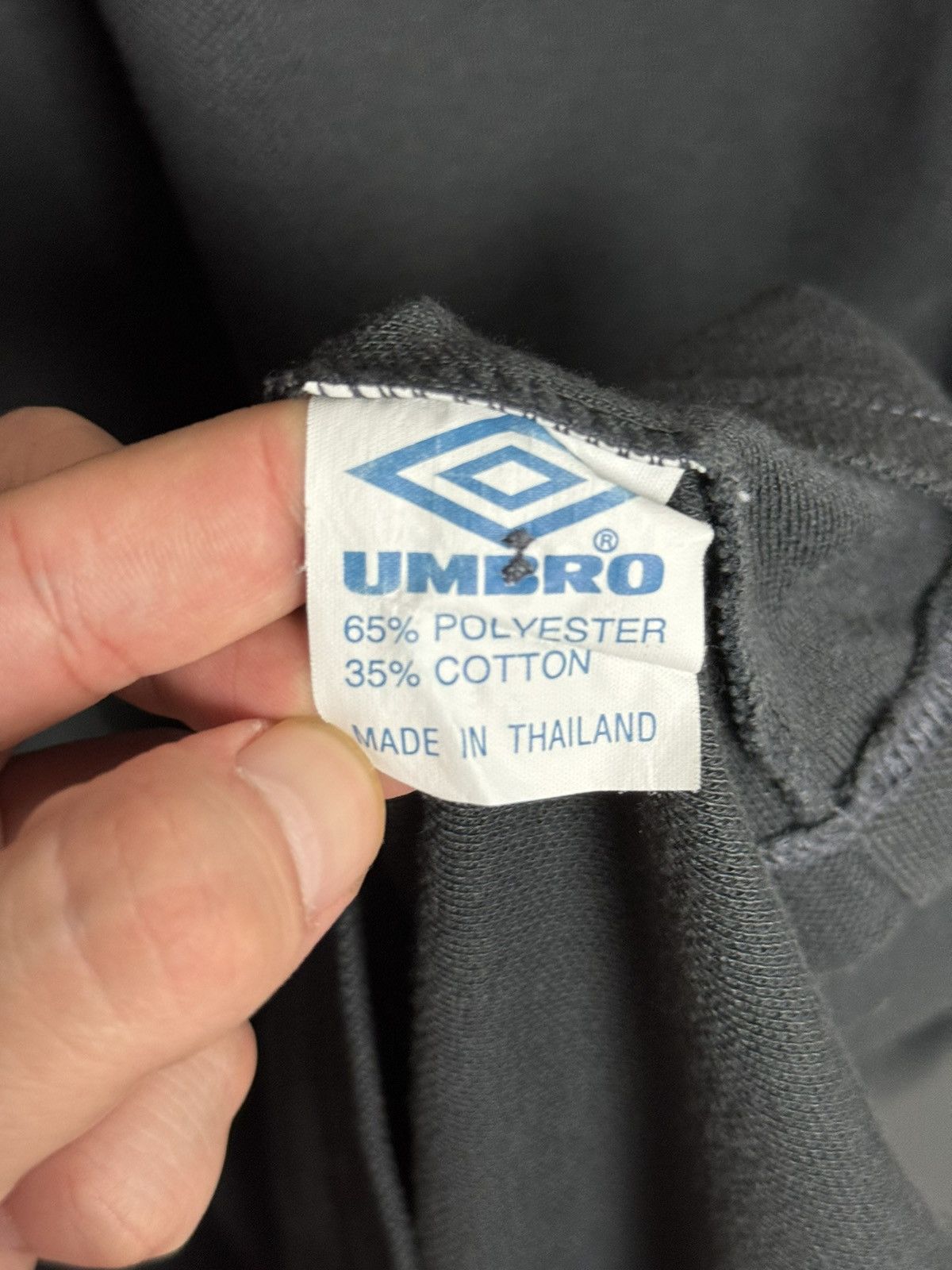 Umbro Vintage Manchester United Training Football Jersey T-Shirt Size US L / EU 52-54 / 3 - 7 Thumbnail