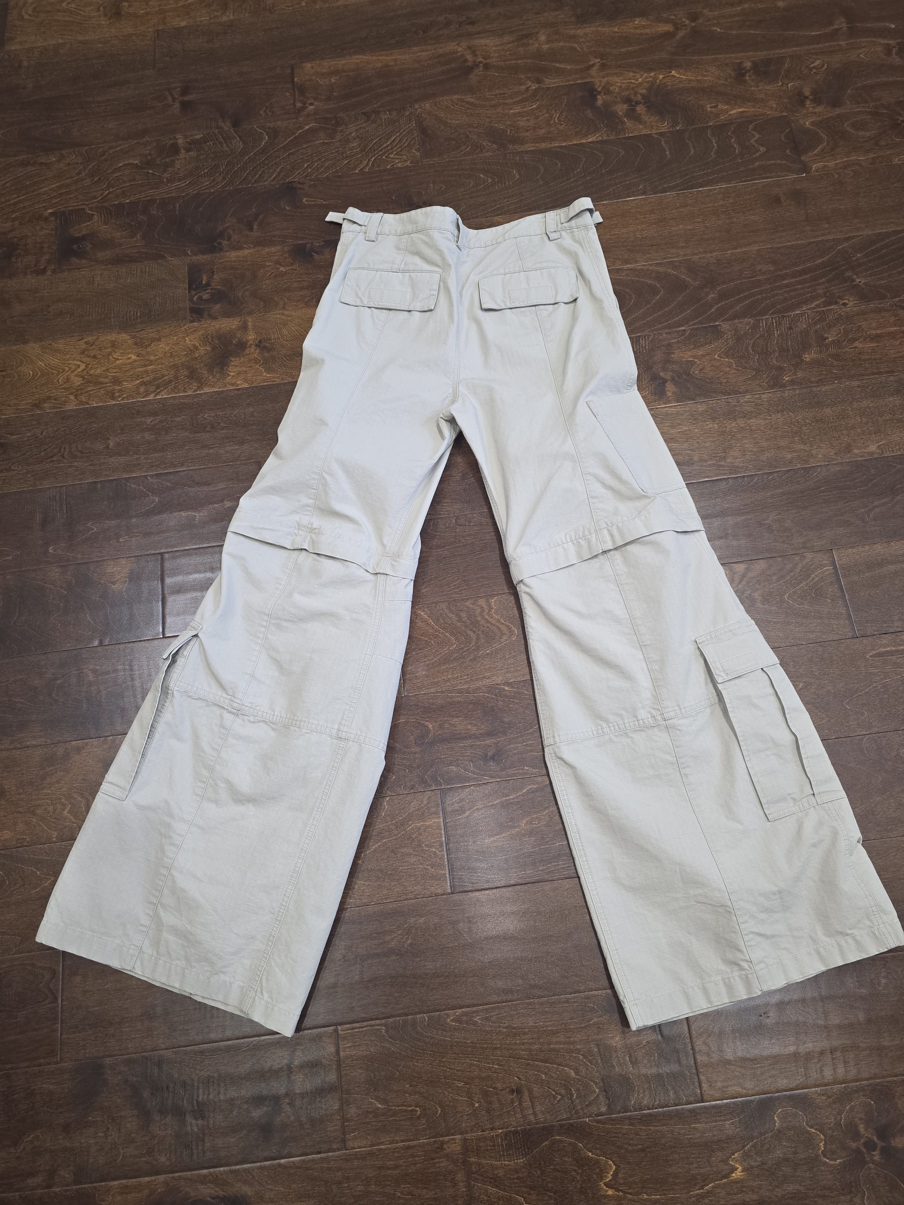 Balenciaga fw23 flared cargo pants Size US 32 / EU 48 - 9 Thumbnail
