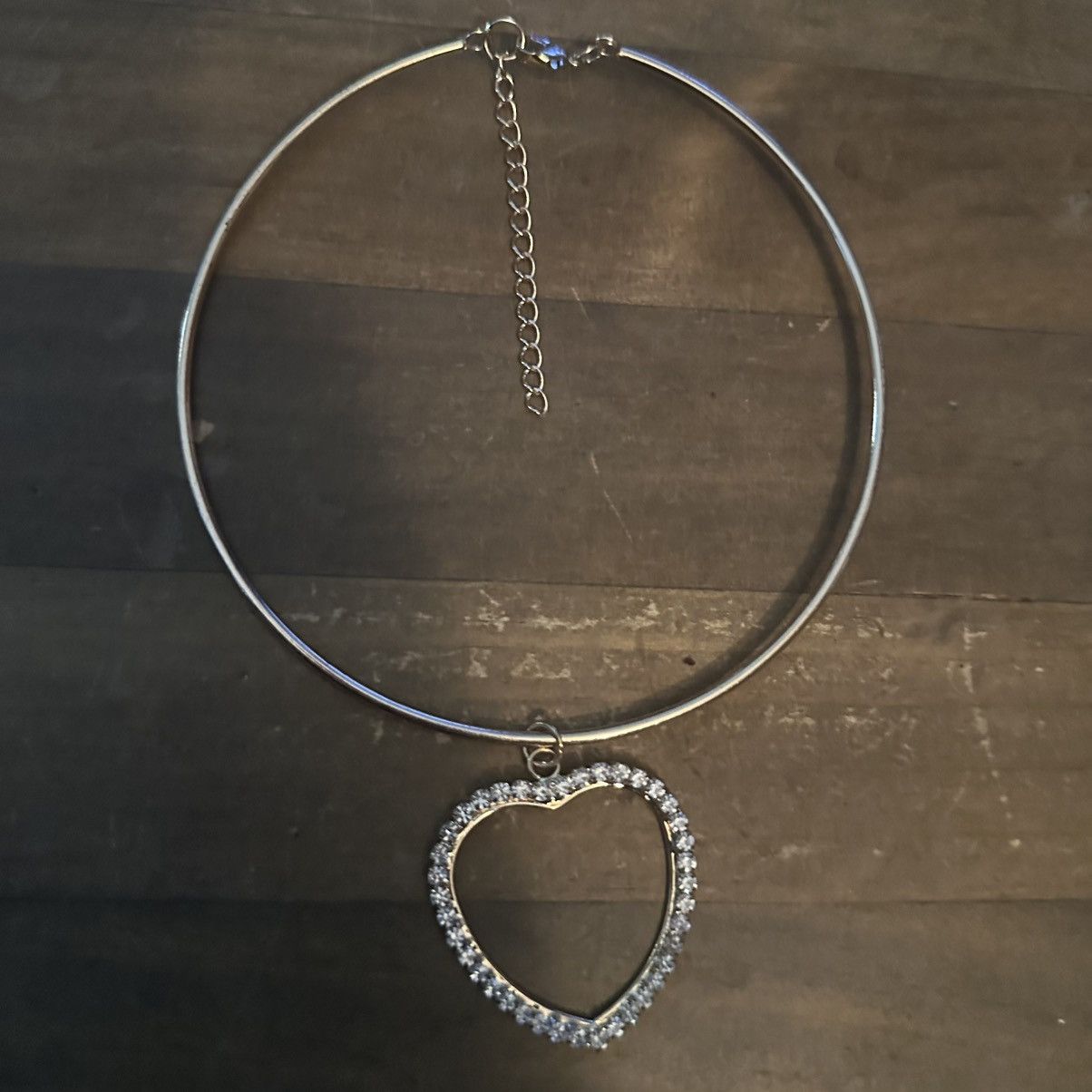 Other Good tone rhinestone open heart pendant wire choker necklac Size ONE SIZE - 2 Thumbnail