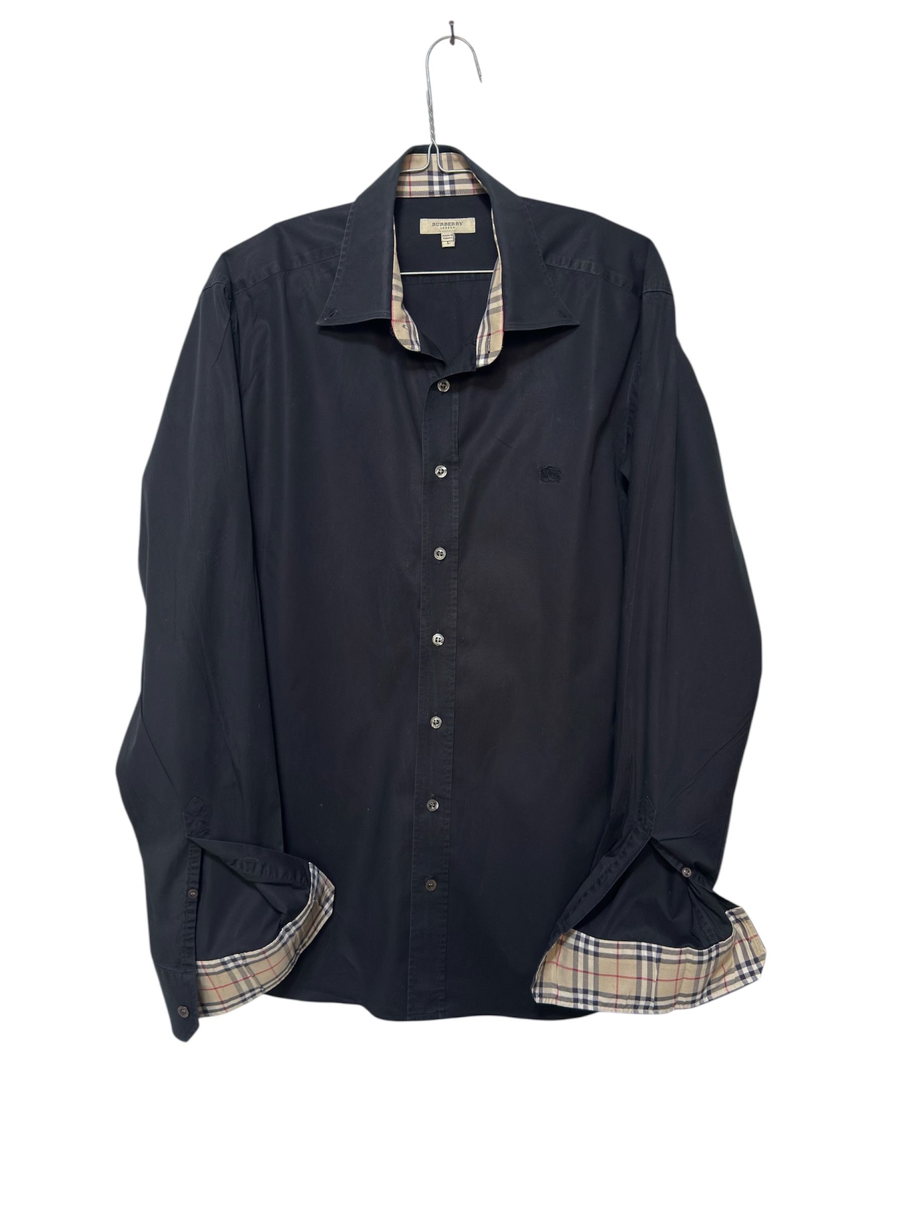 Burberry 🔥 novacheck cuff and collar Burberry london shirt black L Size US L / EU 52-54 / 3 - 1 Thumbnail