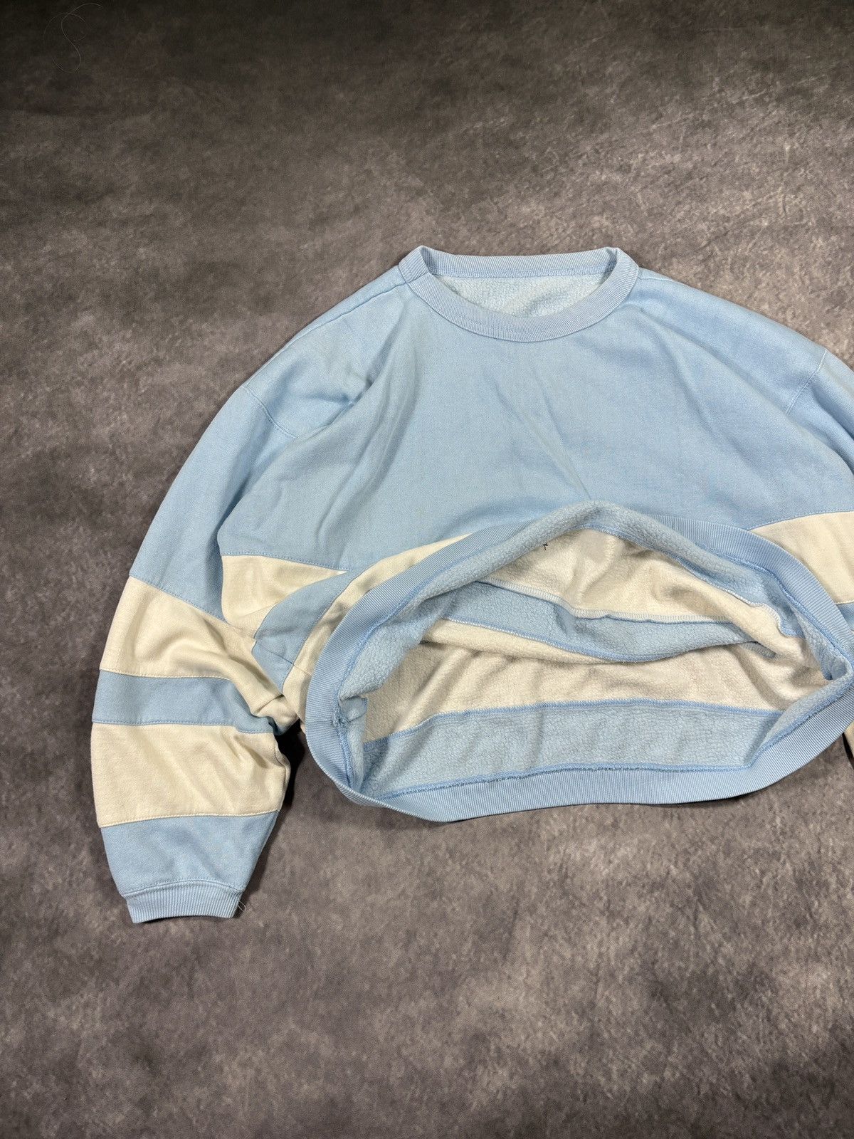 Vintage 80s Vintage Sweatshirt Crewneck Pullover Striped Cropped Size US S / EU 44-46 / 1 - 4 Thumbnail
