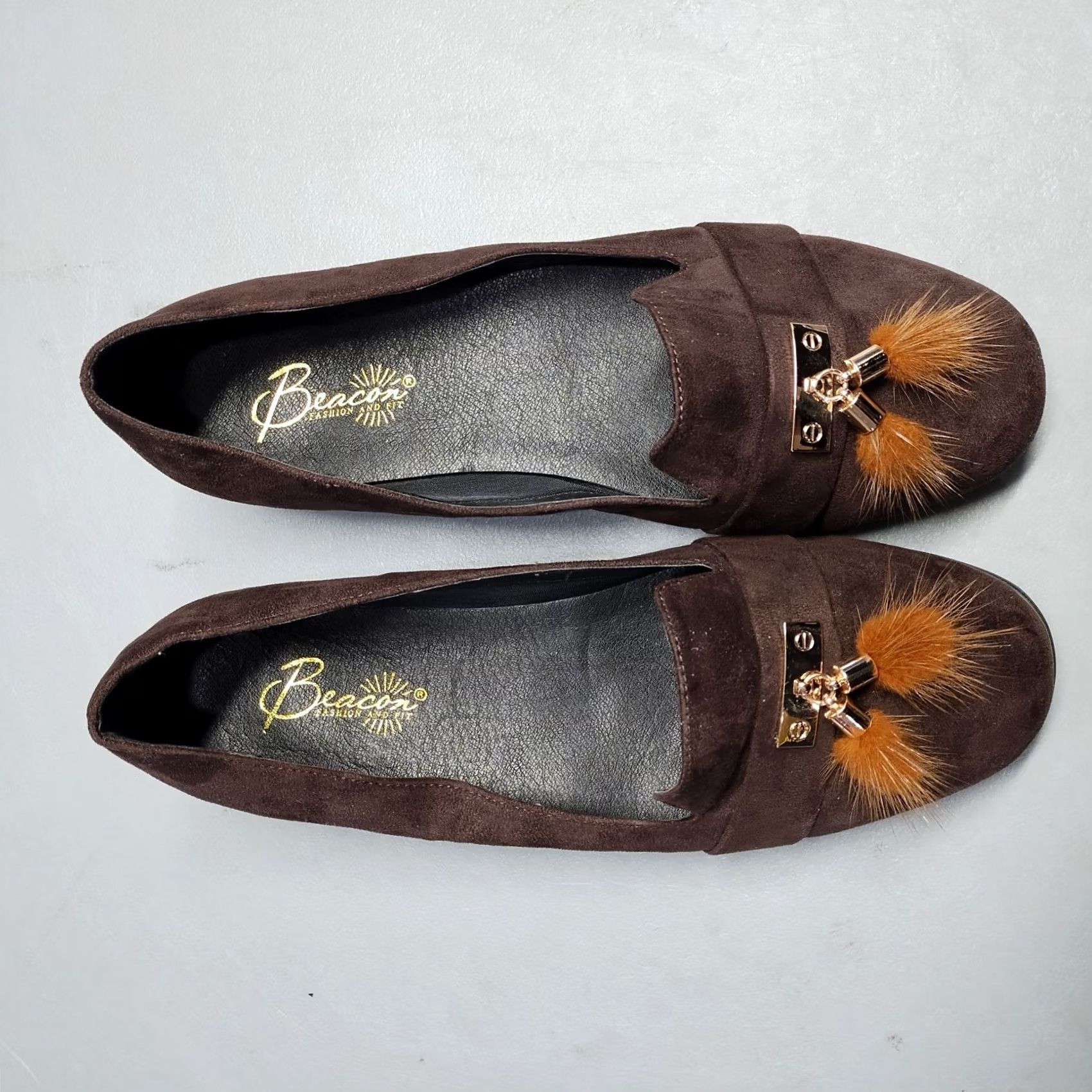 Vintage Beacon Womens Loafers Slip On Brown Upper Suede Tassel Accent Square Toe 11W - Pre-owned, Size 11, Beige? Size US 11 / IT 41 - 6 Thumbnail