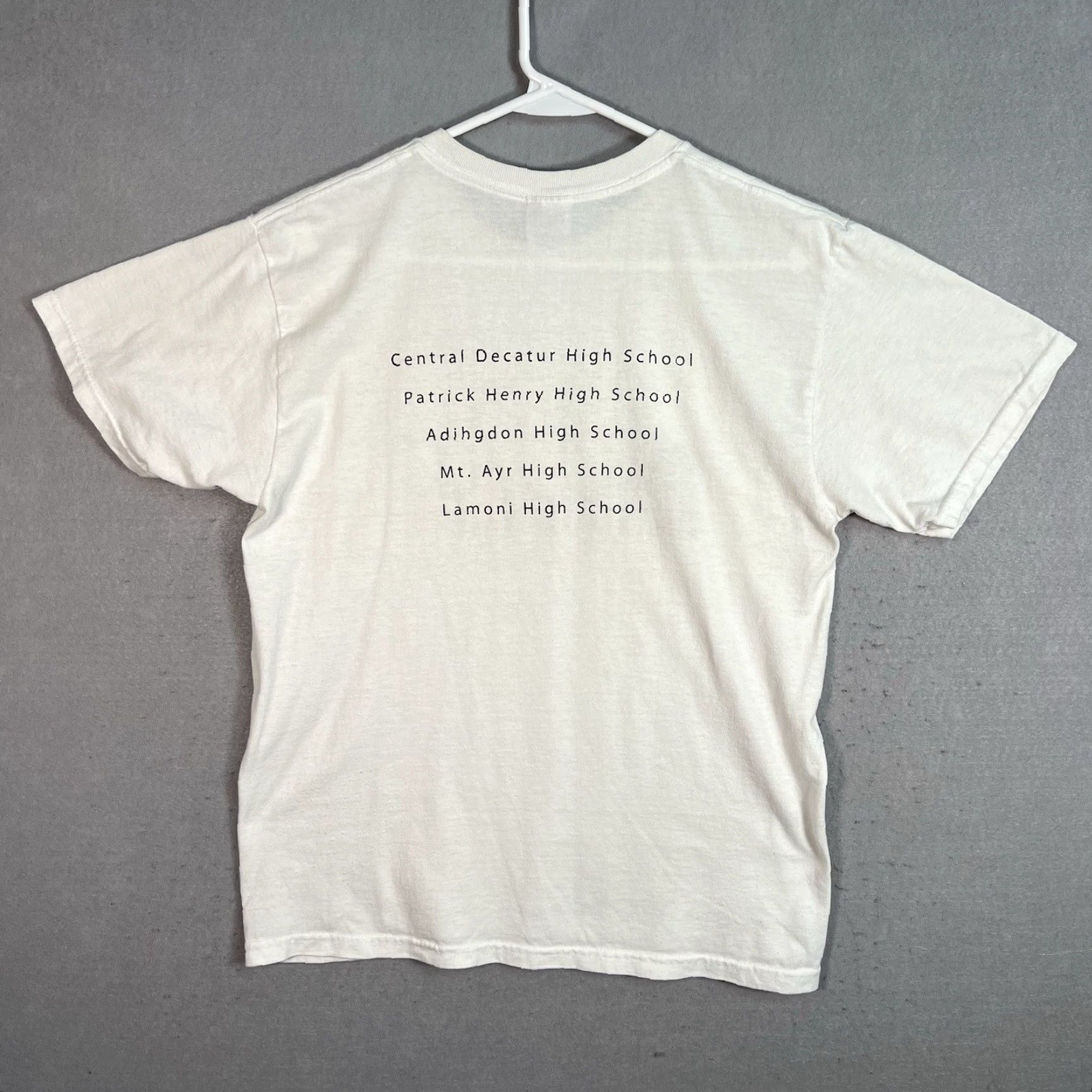 Fruit Of The Loom VINTAGE Fruit of the Loom T-Shirt University White Adult Medium Crew Neck Short Sleeve Mens 90s Concert Theme White Mens Size US M / EU 48-50 / 2 - 7 Thumbnail