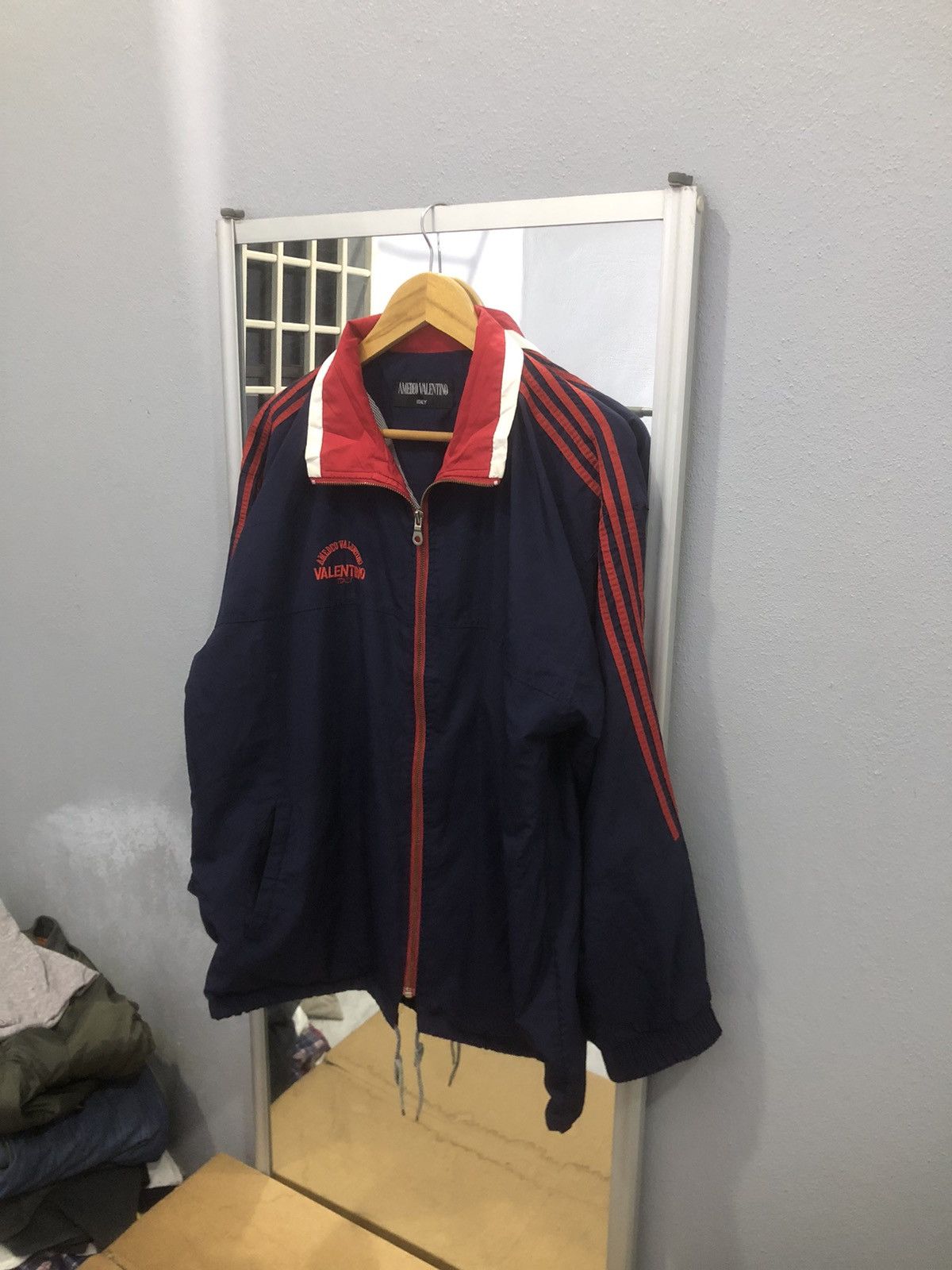 Japanese Brand × Vintage Amedeo valentino italy windbreaker Size US L / EU 52-54 / 3 - 3 Thumbnail