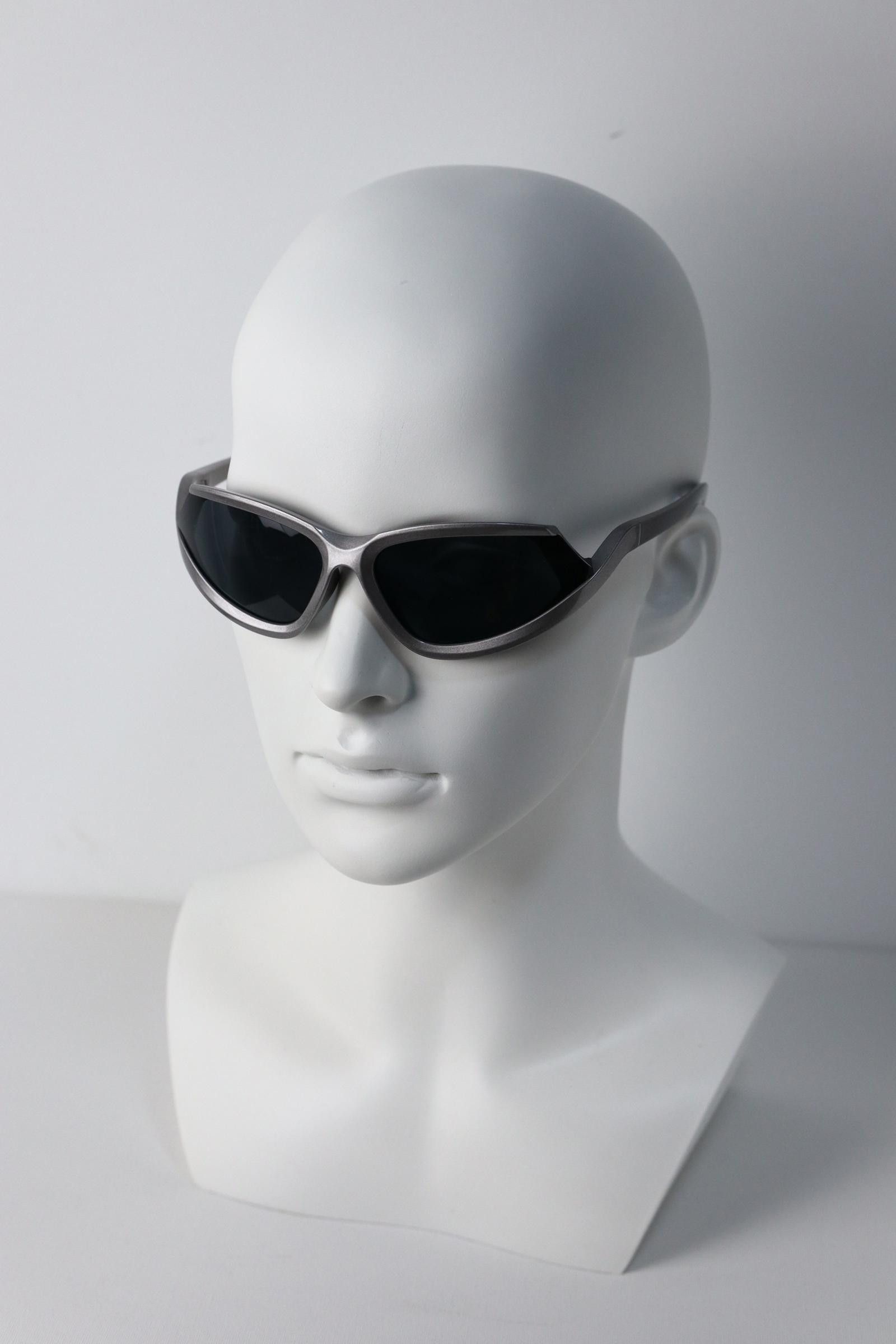 Japanese Brand Y2k Avant Garde Futuristic Gunmetal Gray Sunglasses OS Size ONE SIZE - 3 Thumbnail