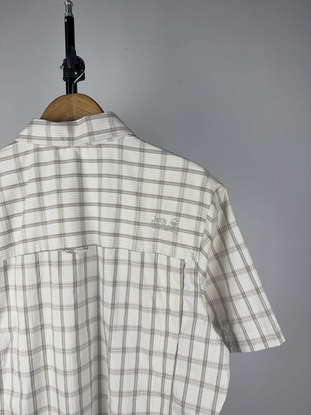 Jack Wolfskin Vintage 00s Outdoor Jack Wolfskin short sleeve Shirt Size US XL / EU 56 / 4 - 10 Thumbnail