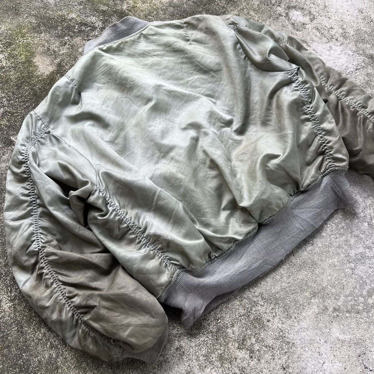 Vintage “VINTAGE” TRASHED MAN INTERMEDIATE MA-1 BOMBER JACKET Size US L / EU 52-54 / 3 - 7 Thumbnail