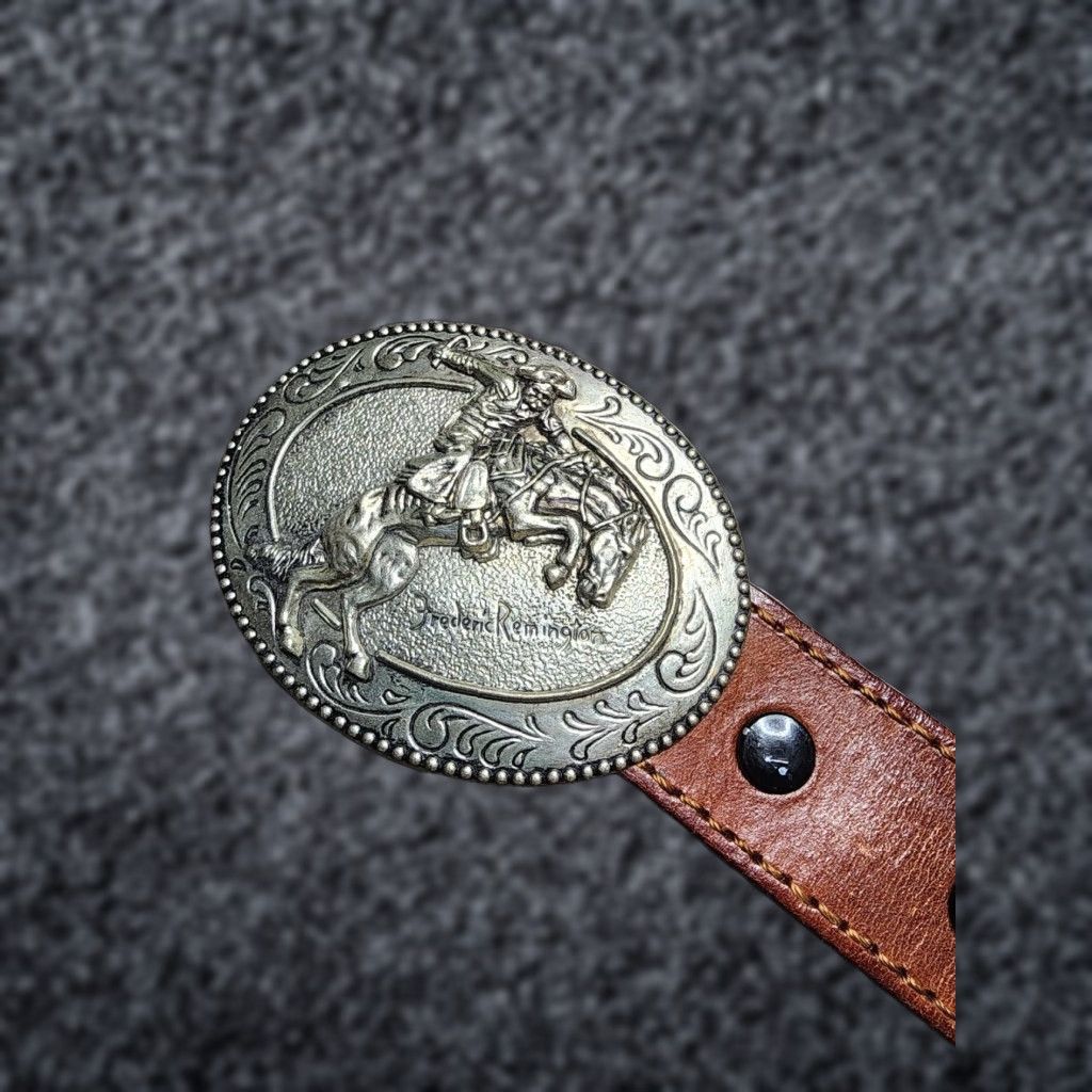 Vintage Frederic Remington Art Museum The Broncho Buster Belt Buckle Size 26 Leather Silver Cowboy & Western Vintage Original Mens/Unisex Size ONE SIZE - 1 Thumbnail