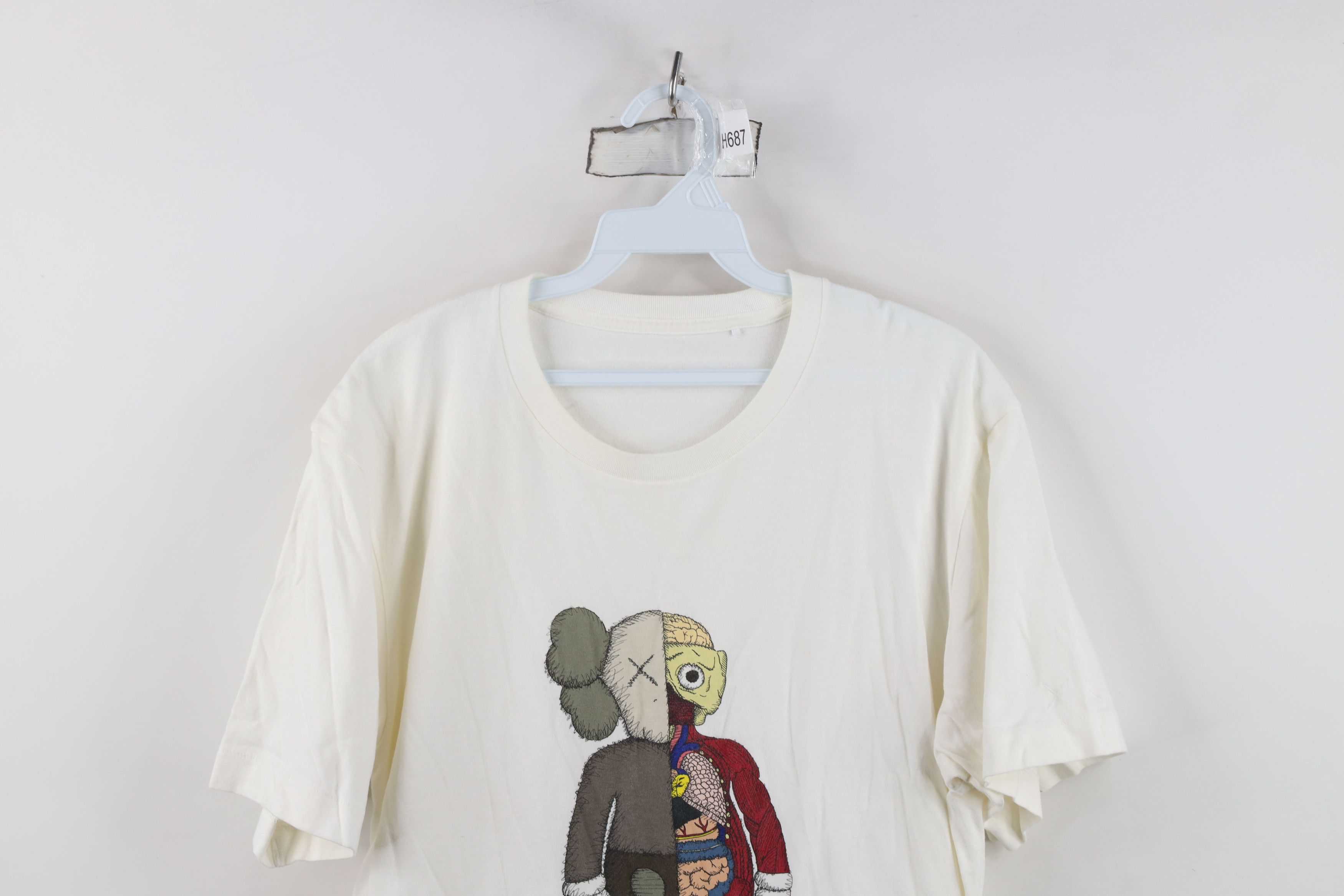 Uniqlo Uniqlo x Kaws Anatomy Short Sleeve T-Shirt White Cotton Size US L / EU 52-54 / 3 - 2 Thumbnail