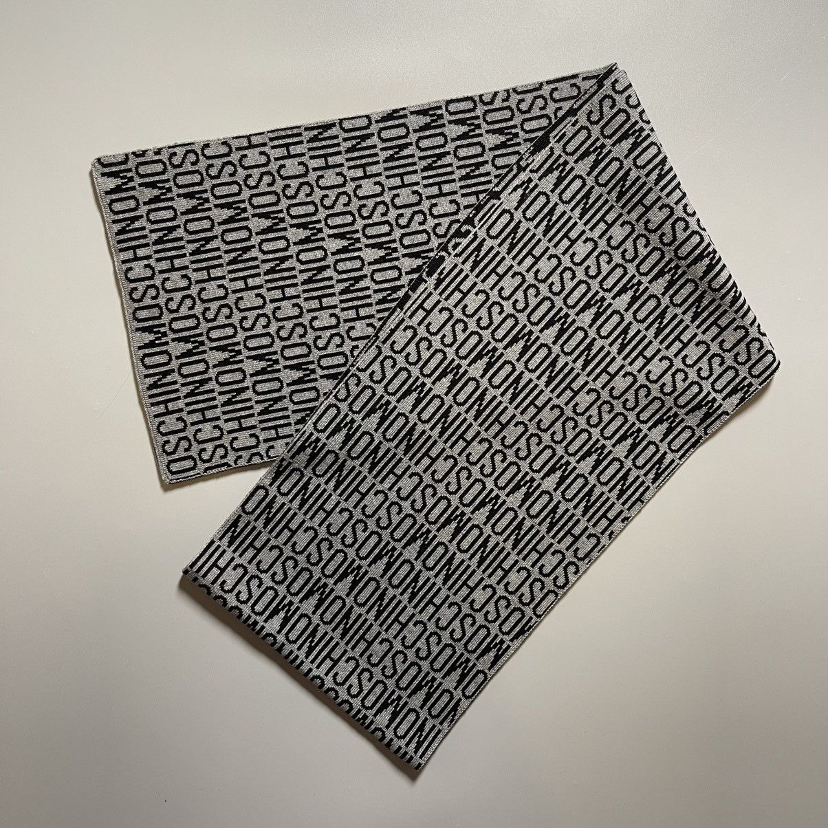 Moschino × Vintage Classic Wool scarf by Moschino Size ONE SIZE - 3 Thumbnail