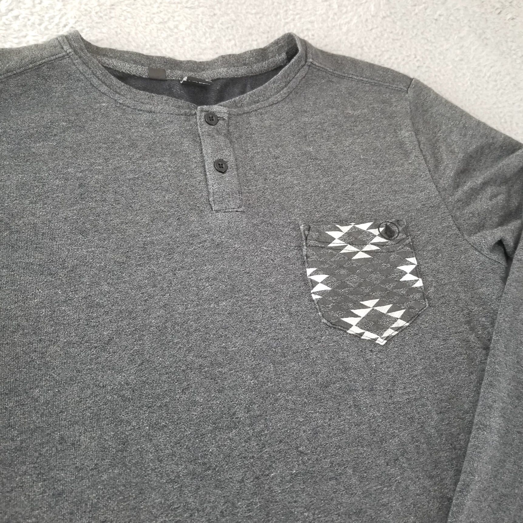 Volcom Volcom Mens Shirt Regular Heather Gray Long Sleeve Henley Pocket Knit Casual Size US M / EU 48-50 / 2 - 3 Thumbnail