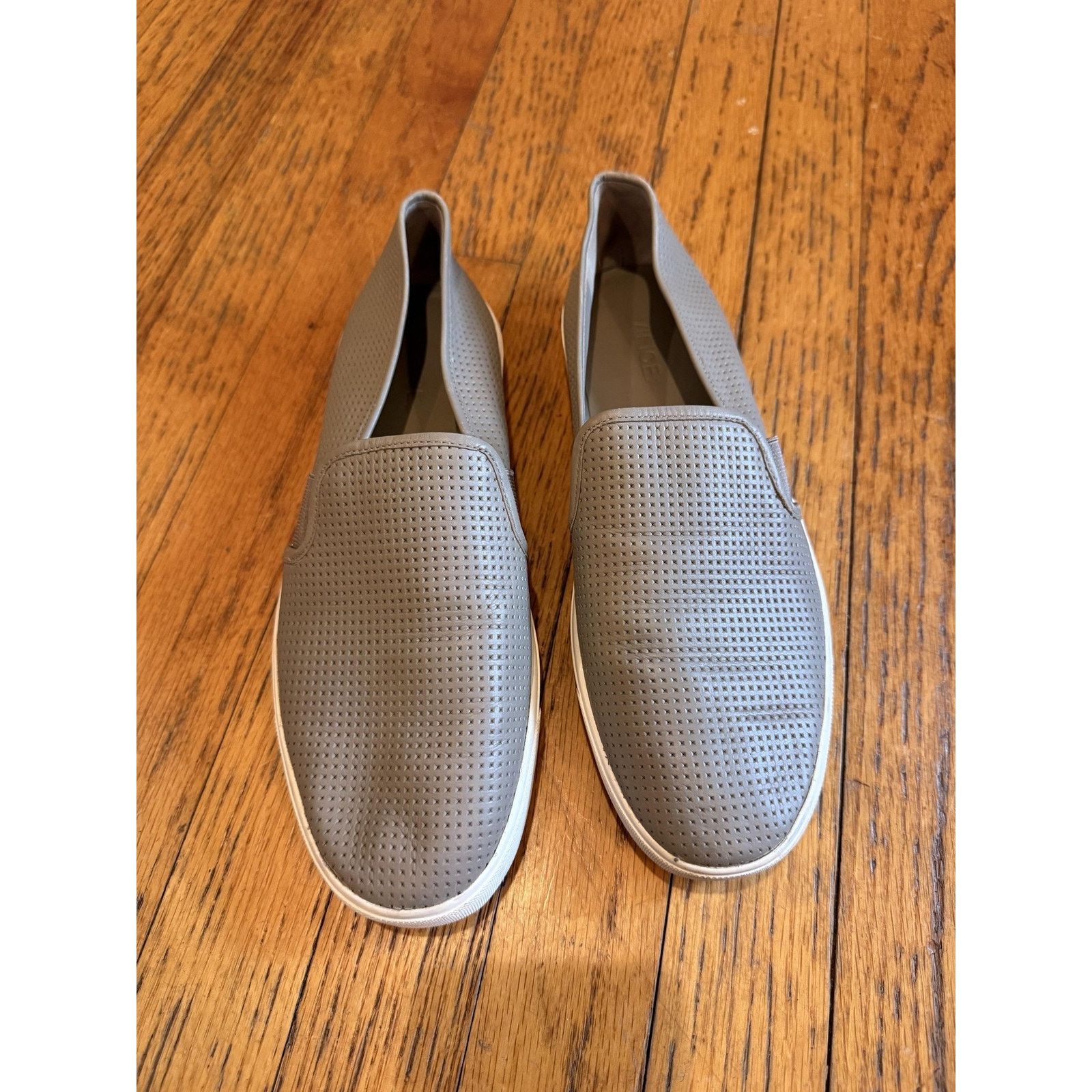 Vince Vince Shoes Size 9.5 Gray Perforated Slip On Leather Casual Size US 9.5 / IT 39.5 - 1 Thumbnail