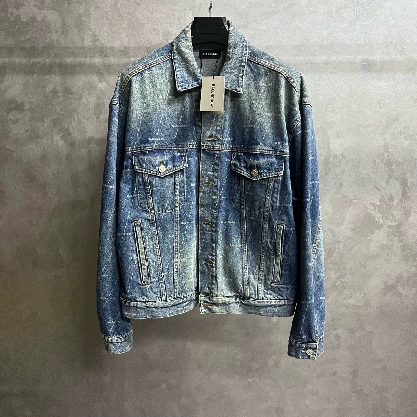 Balenciaga Balenciaga Retro Denim Blue Hoodie 48 Men Size US XL / EU 56 / 4 - 1 Thumbnail