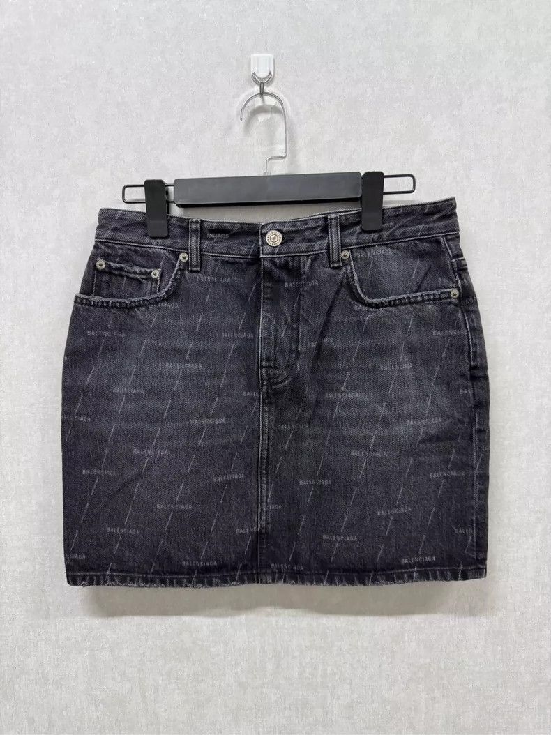 Balenciaga Balenciaga Denim Bulletproof + Logo + Monogram + Short Ski Size 39" - 1 Thumbnail