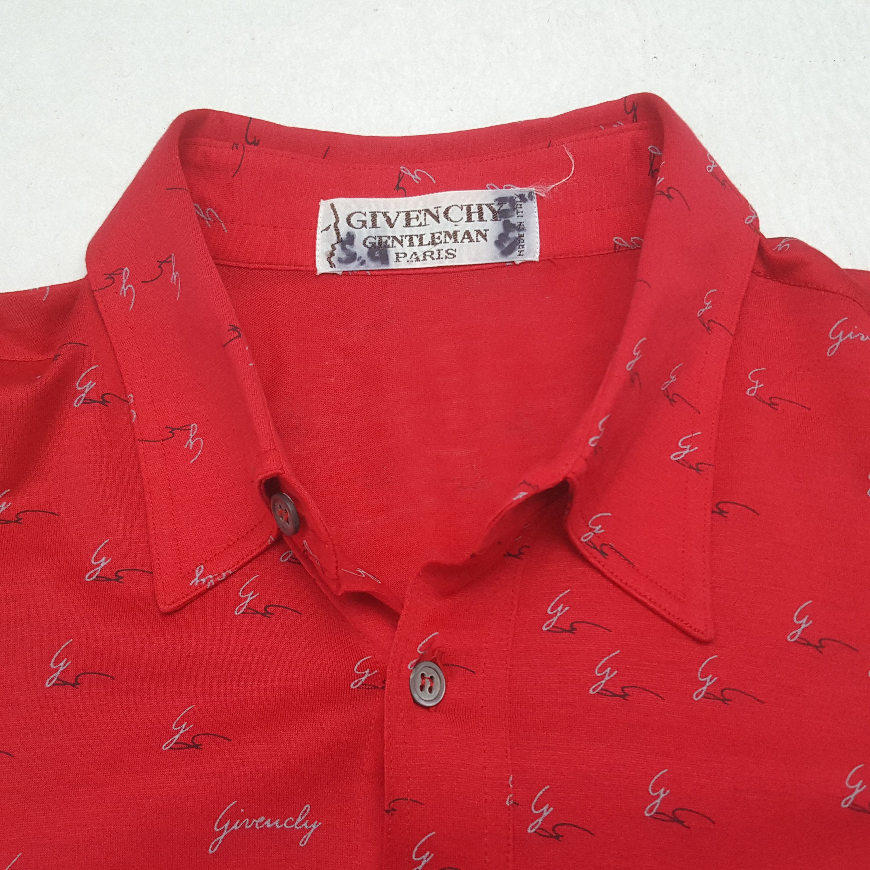 Givenchy Vintage Givenchy Italian Brand Shirt Button Up RR11 Size US L / EU 52-54 / 3 - 4 Thumbnail