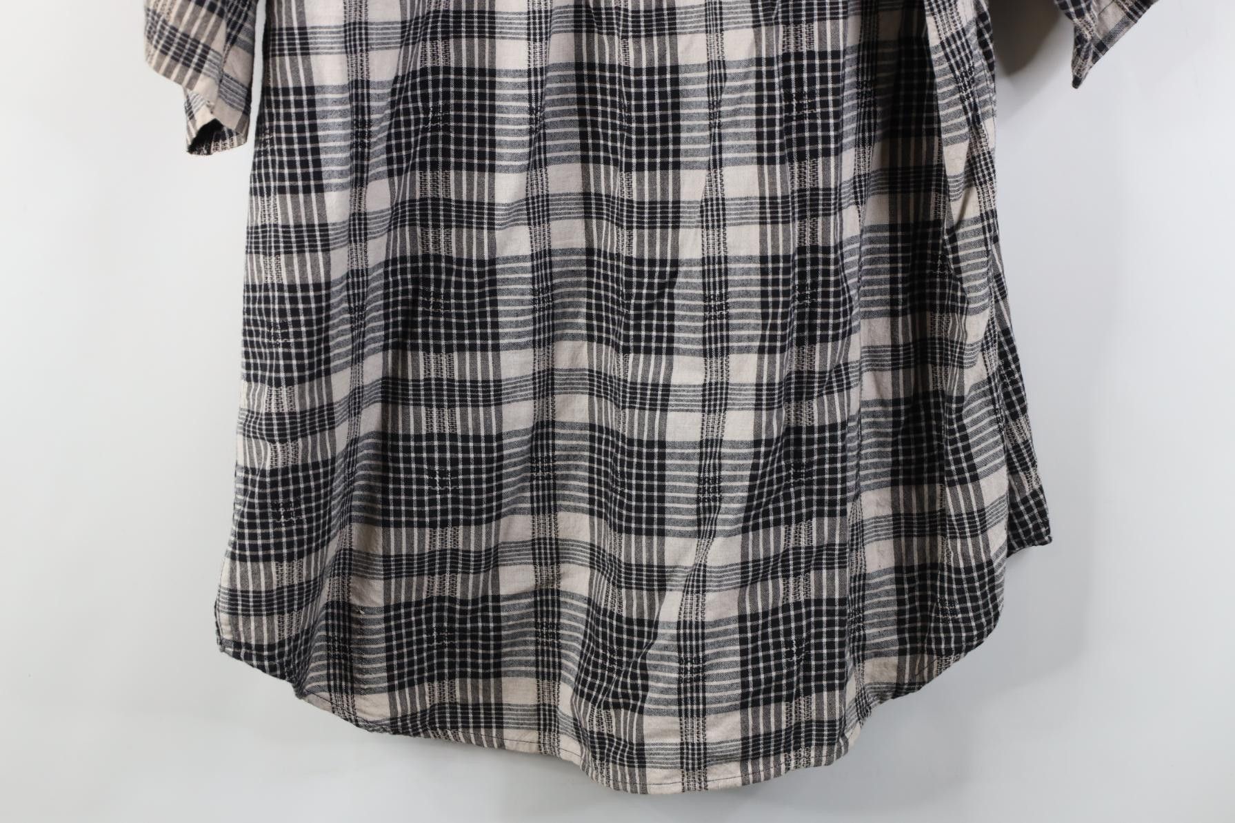Vintage Vintage 90s Streetwear Short Sleeve Band Collar Button Shirt Size US XL / EU 56 / 4 - 12 Thumbnail