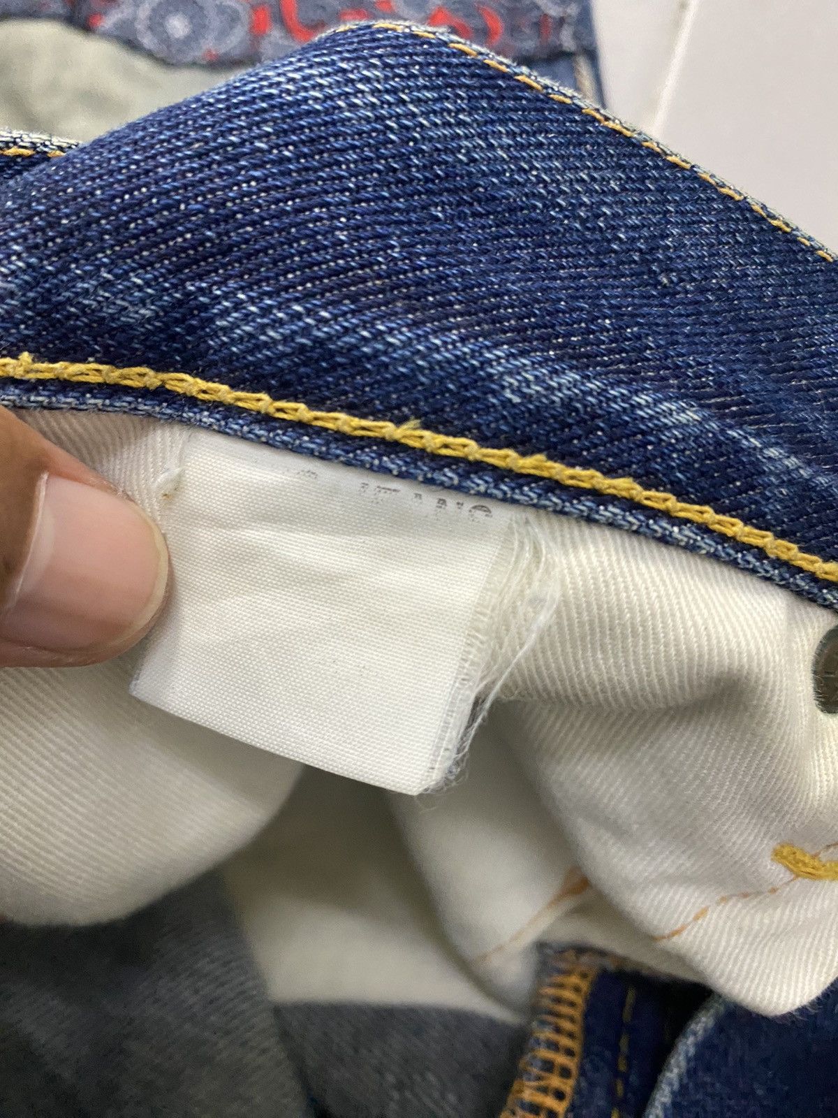 Evisu THRASHED CUSTOM VINTAGE EVISU SELVEDGE DENIM LOT 2504XX Size US 31 - 7 Thumbnail