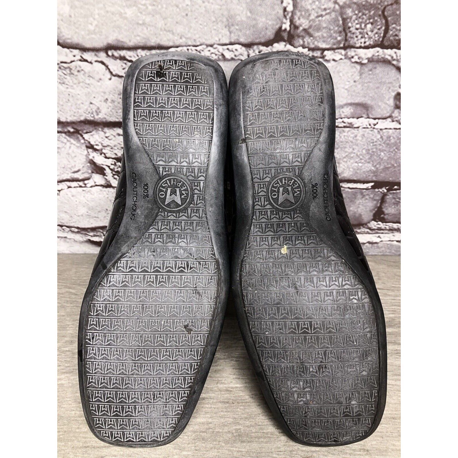 Mephisto Mephisto Black Patent Leather Crocometal Croc Print Mules Sh Size US 8 / IT 38 - 22 Thumbnail