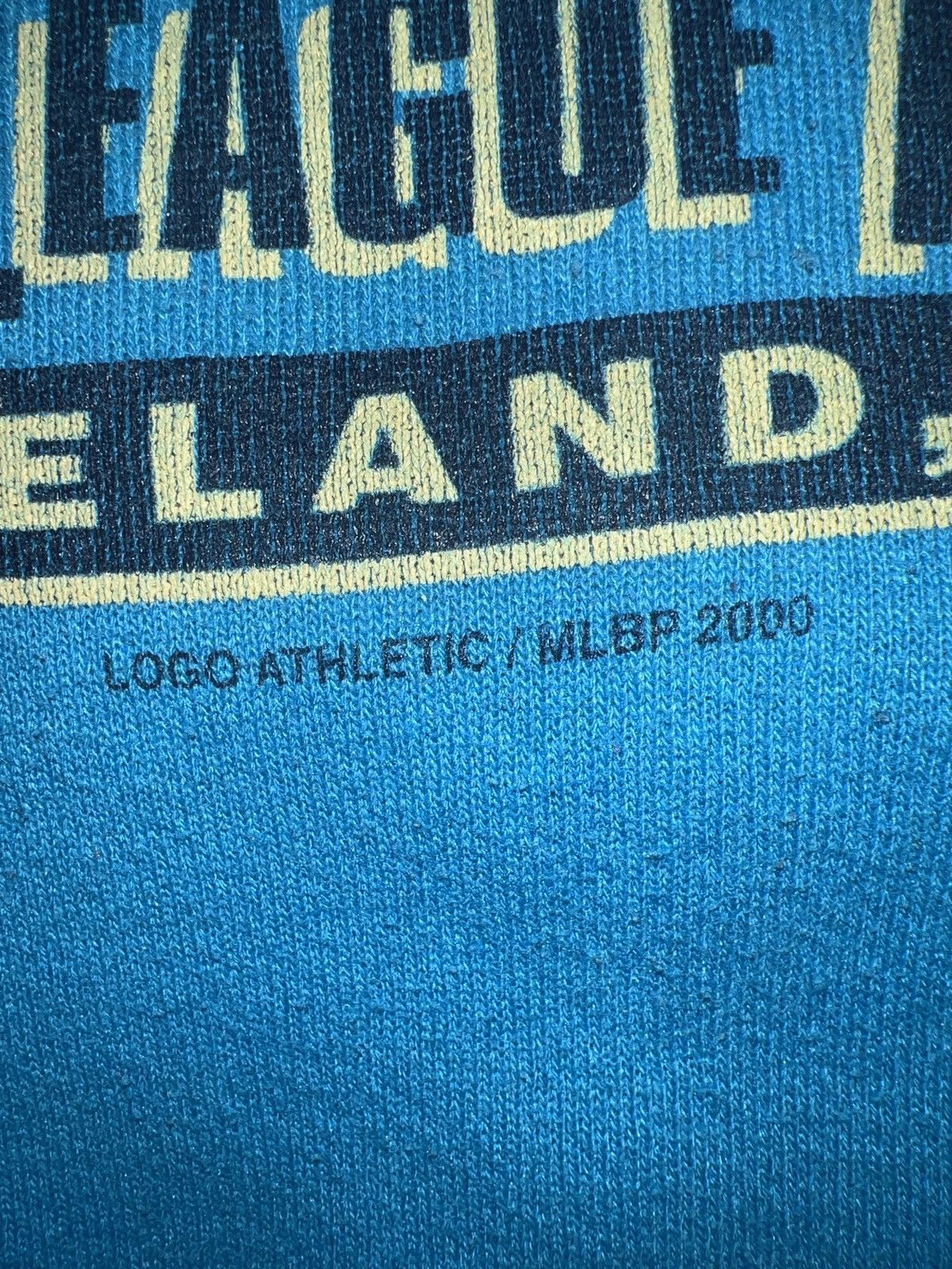 MLB Logo 7 MLB ALA Cleveland Indians Sweatshirt Size US XL / EU 56 / 4 - 6 Thumbnail