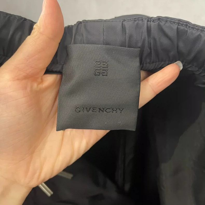 Givenchy Givenchy Size50 Side Zip Pocket Short Pants Size US 30 / EU 46 - 3 Thumbnail