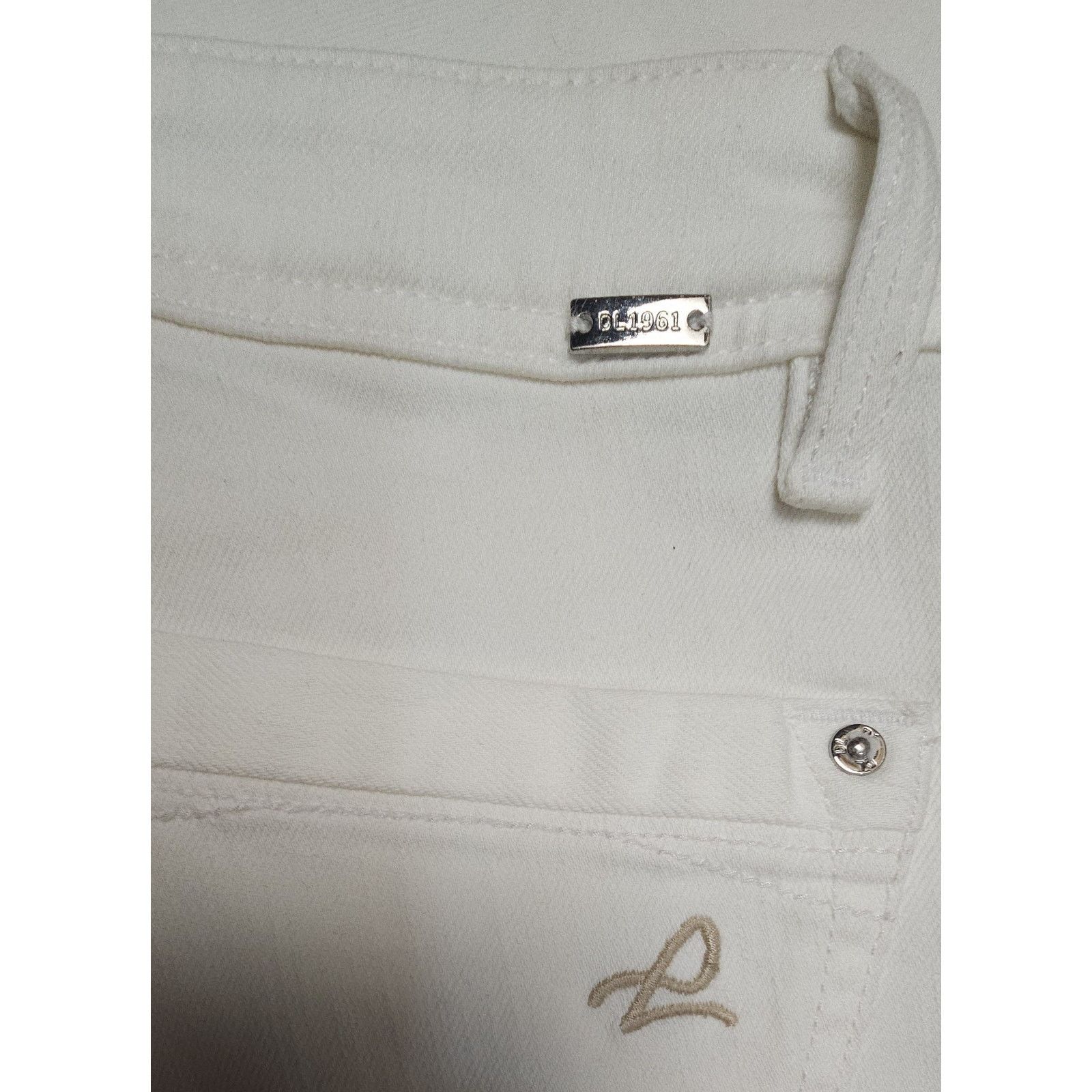 DL1961 DL1961 "Joy" 4 Way 360 High Rise Flare Jeans White Size 24 Size 24" / US 00 / IT 34 - 9 Thumbnail