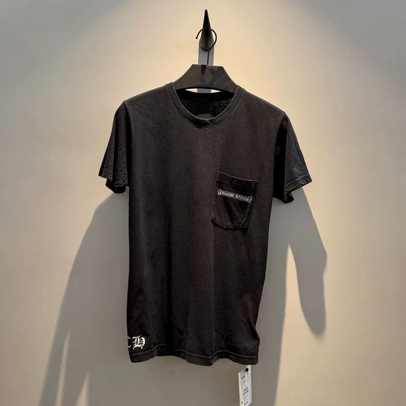 Chrome Hearts Chrome Hearts Black Cross Scroll Short Sleeve T-Shirt Size US S / EU 44-46 / 1 - 1 Thumbnail