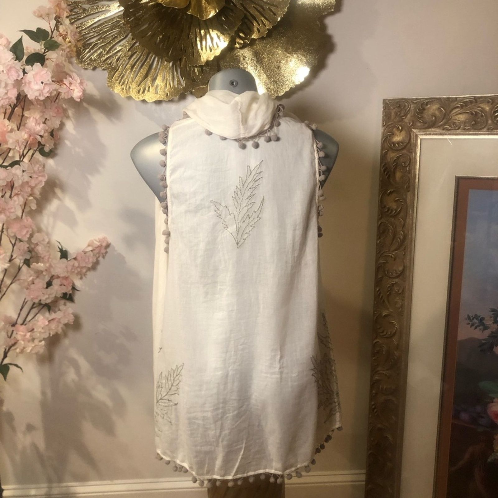 Other Embroidered sleeveless Cardigan pompom trim top Size S / US 4 / IT 40 - 5 Thumbnail
