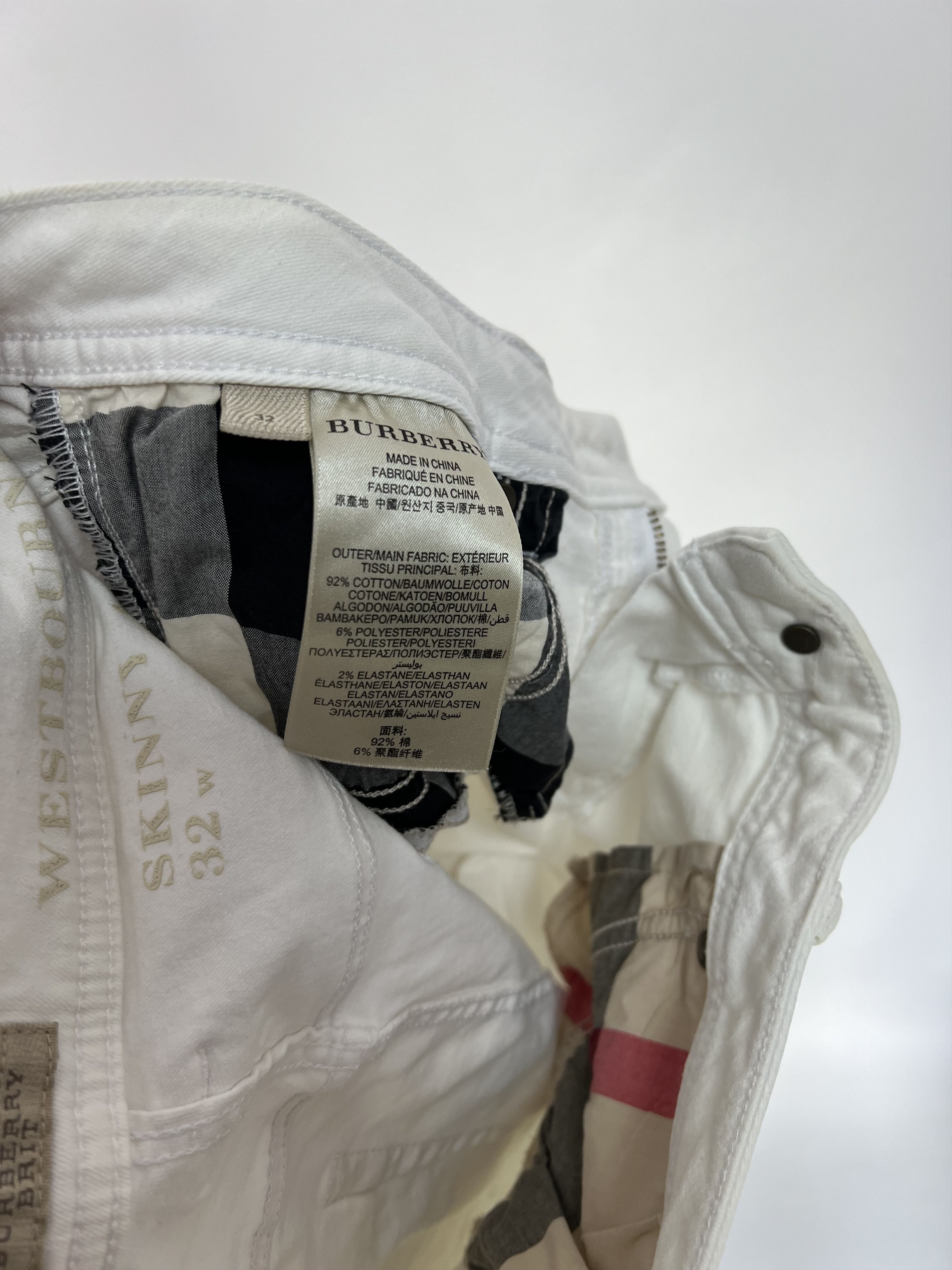 Burberry NWT Burberry Brit White Skinny Ankle Jeans Size US 32 Size 32" / US 10 / IT 46 - 14 Thumbnail