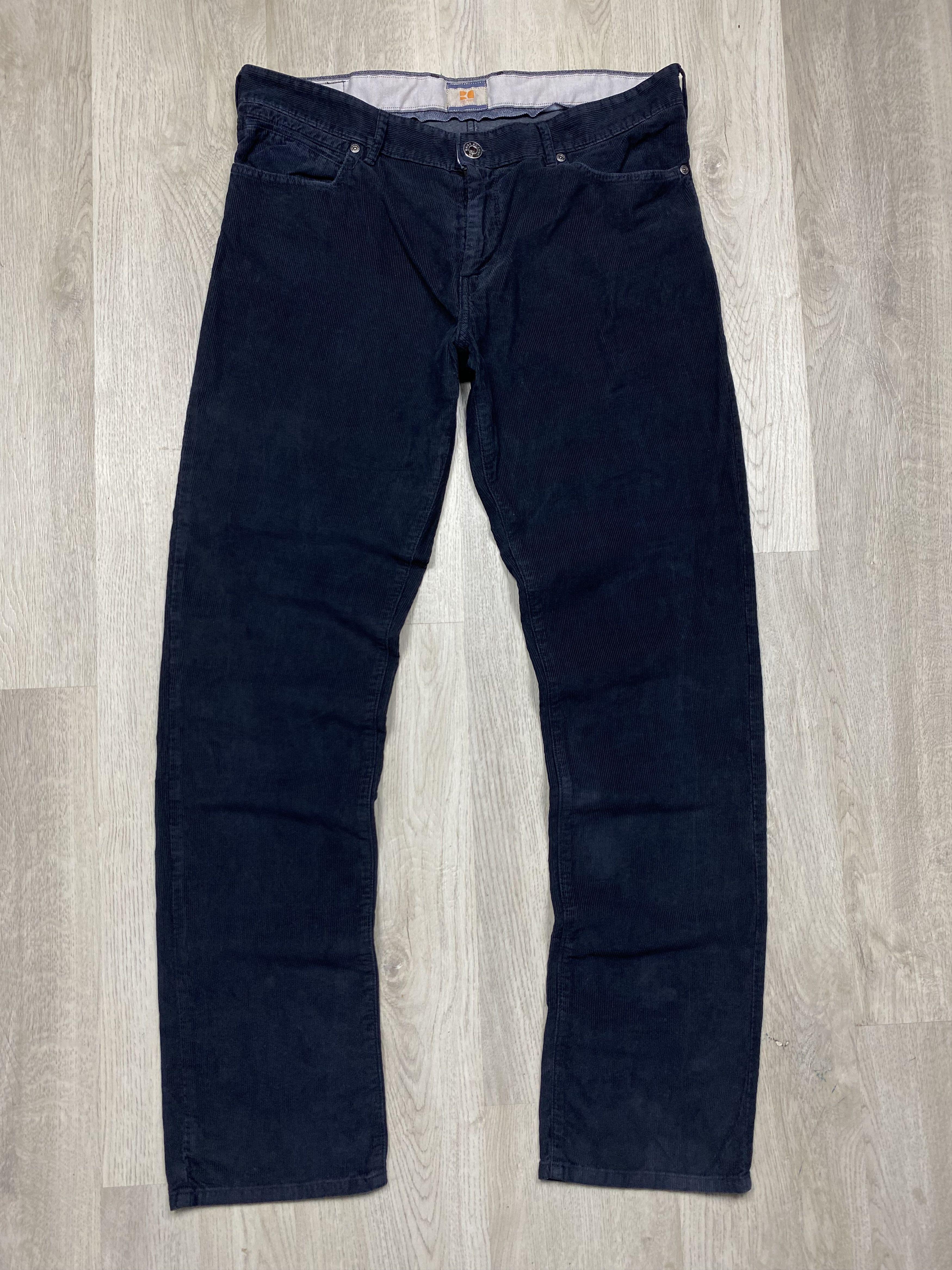 Hugo Boss × Vintage Hugo Boss Vintage Mens Corduroy Pants Size US 36 / EU 52 - 1 Thumbnail