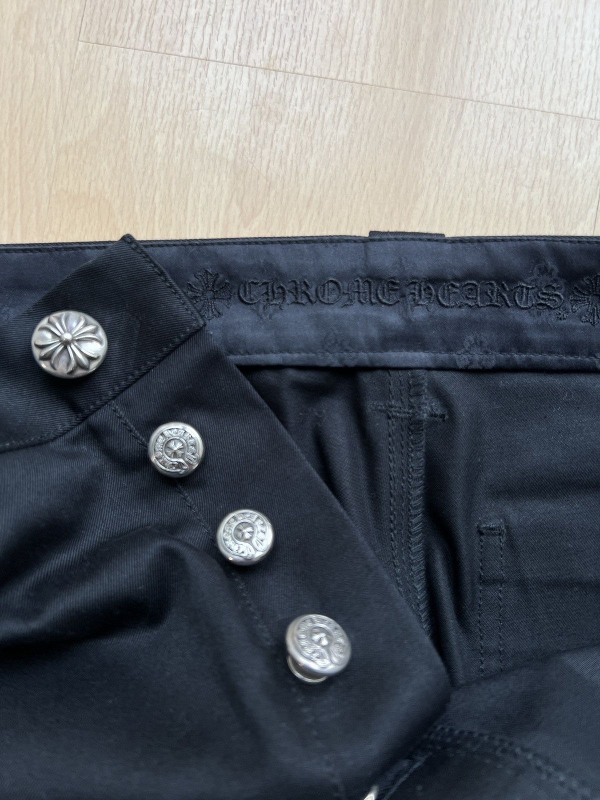 Chrome Hearts Chrome Hearts Double Knee Patched Shorts Size US 36 / EU 52 - 4 Thumbnail