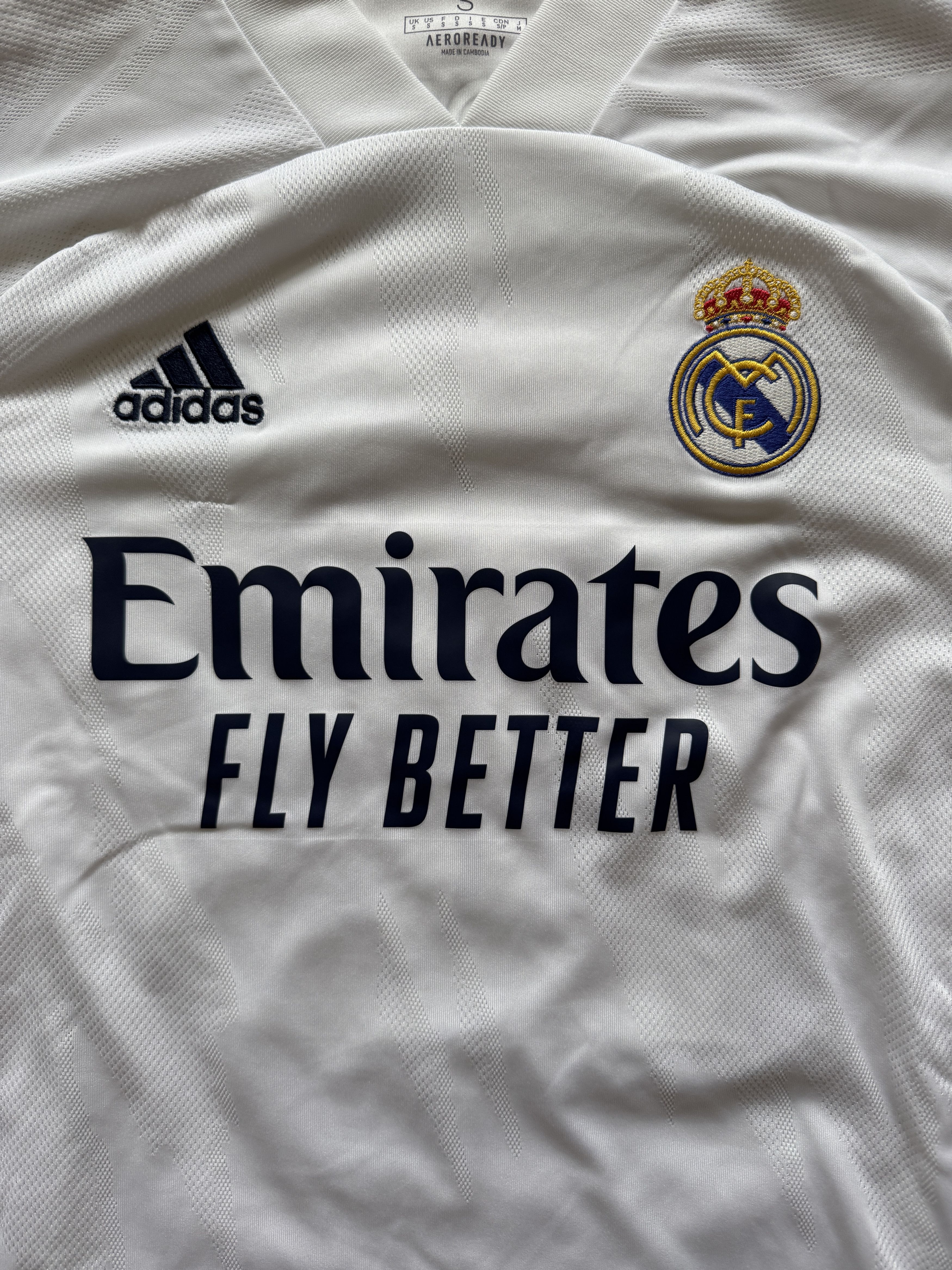 Adidas Adidas Real Madrid #10 Modric 2020 Jersey Size US S / EU 44-46 / 1 - 2 Thumbnail