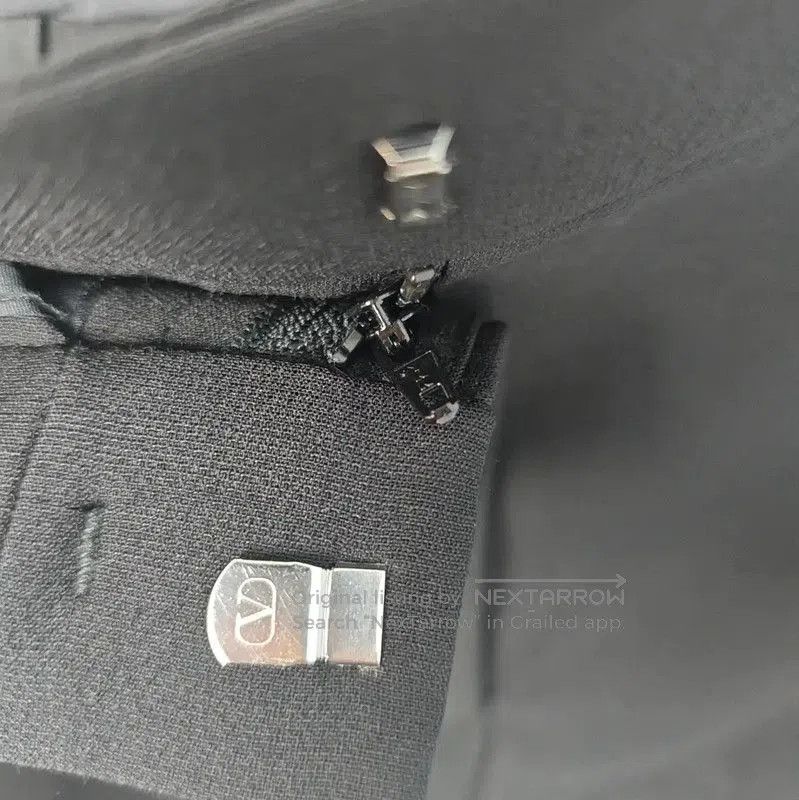 Valentino Valentino Black Wool Casual Pants for Women . Size 23" - 2 Thumbnail