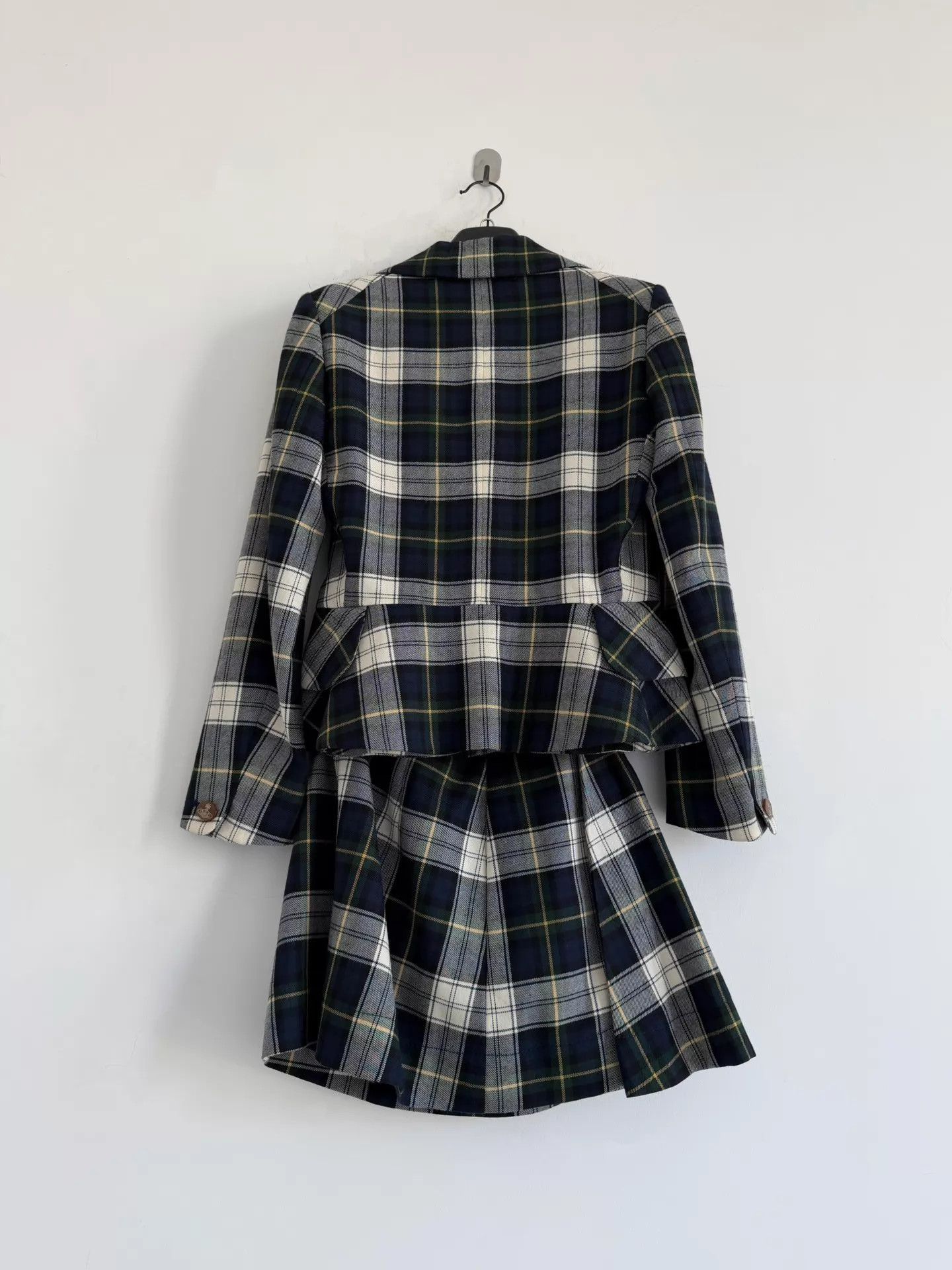 Vivienne Westwood Vivienne Westwood Vintage HeartNeck Velvet Check Suit 3 Size L / US 10 / IT 46 - 2 Thumbnail