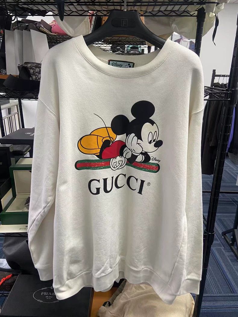 Gucci GucciDisney co-branded round-neck sweatshirt 2503-Nextarrow Size US S / EU 44-46 / 1 - 1 Thumbnail