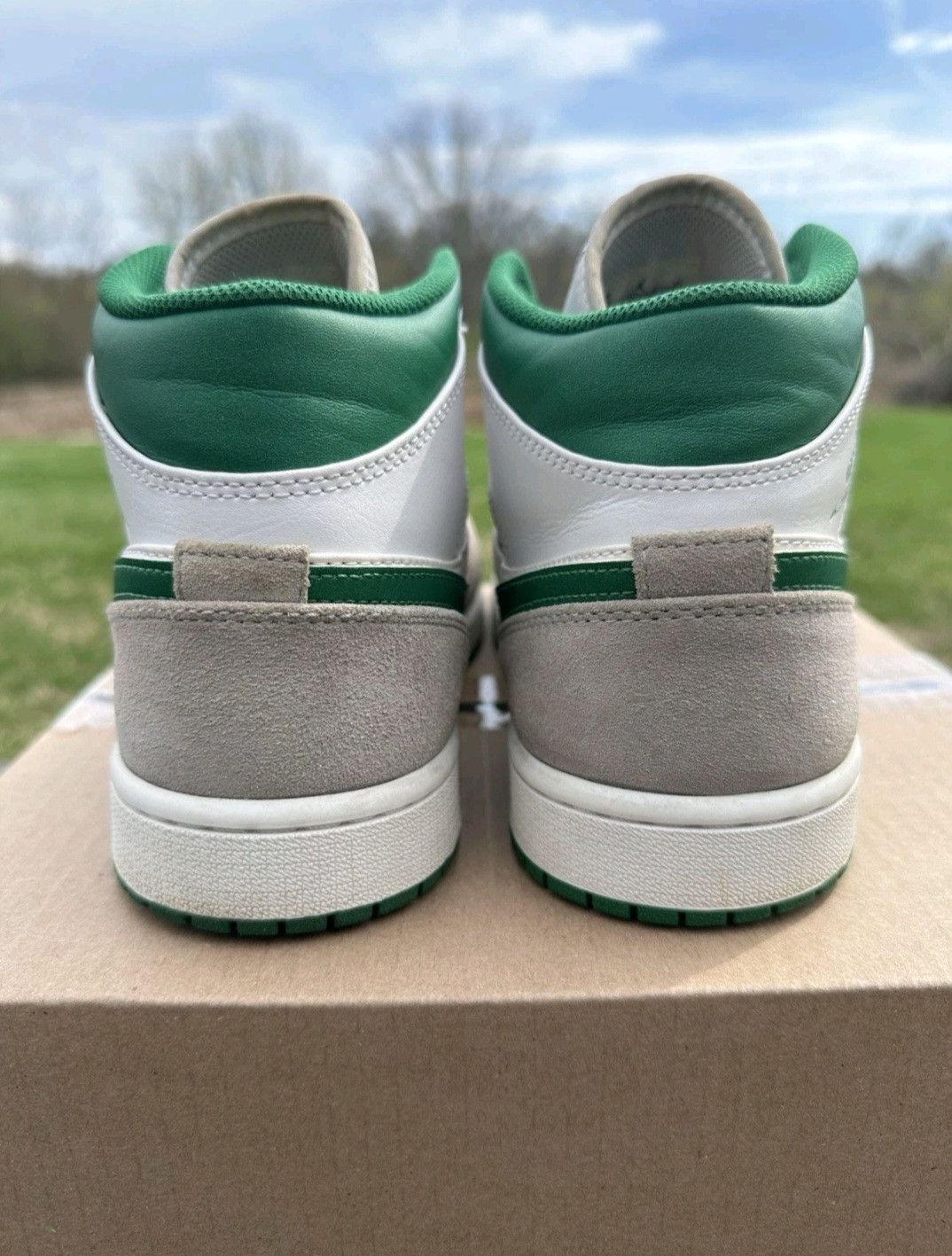 Jordan Brand Nike Air Jordan 1 Mid Se Grey Pine Green Size 10 Men Size US 10 / EU 43 - 5 Thumbnail