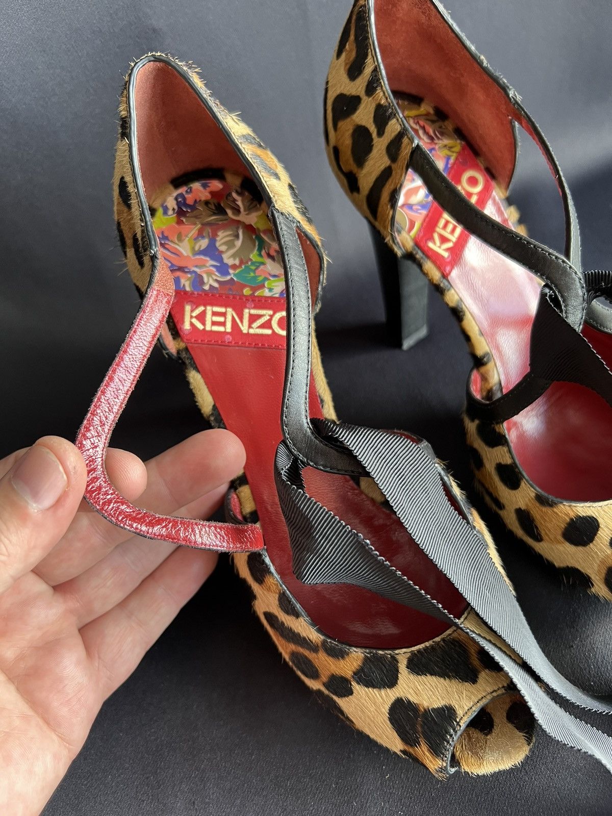 Kenzo KENZO Pony Fur Heels Shoes Beige / Black Size US 7 EU 37 1/2 Size US 7 / IT 37 - 12 Thumbnail