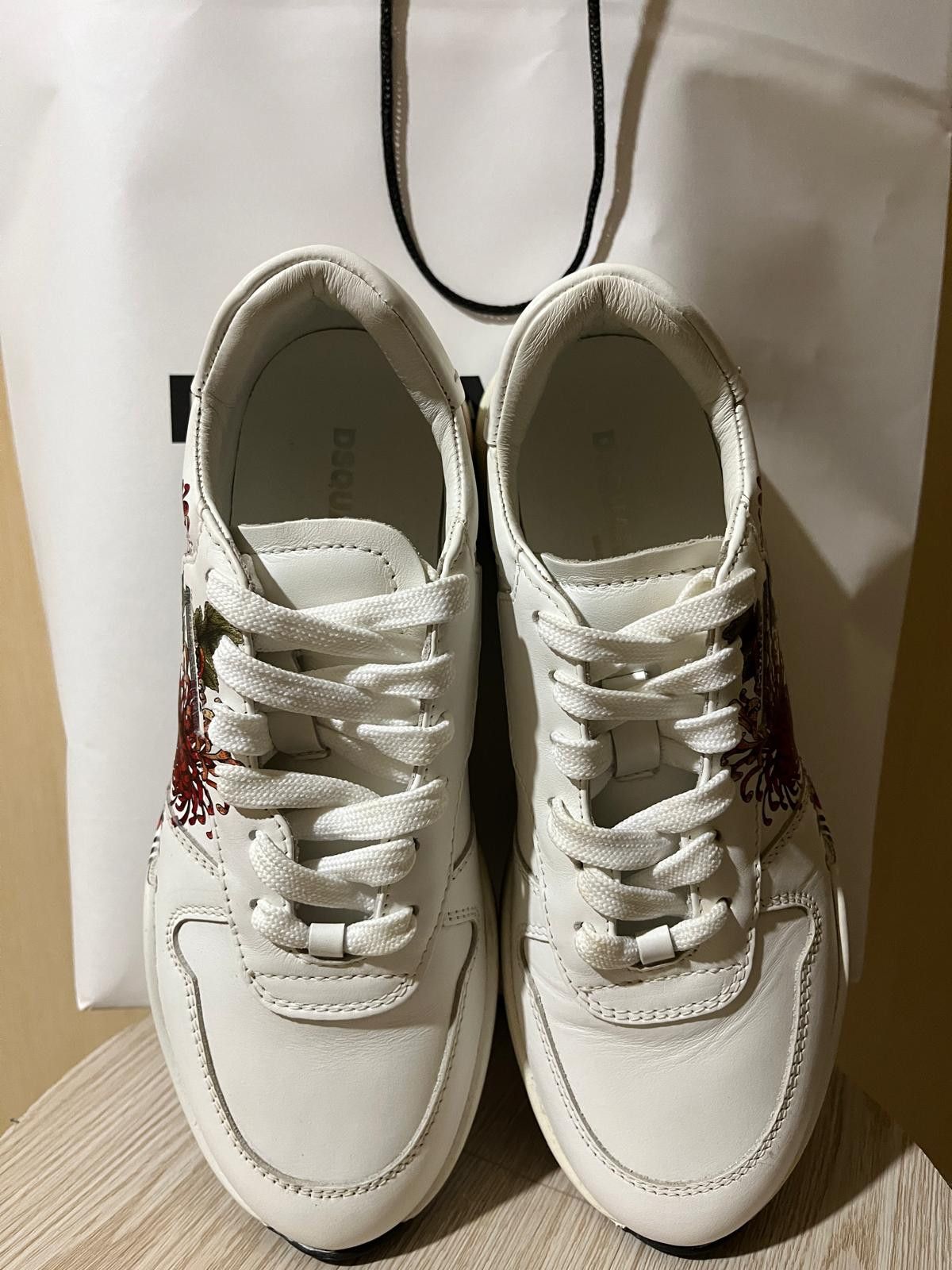 Dsquared2 Vitello Stampa Fiori Lace-Up Size US 8.5 / IT 38.5 - 6 Thumbnail