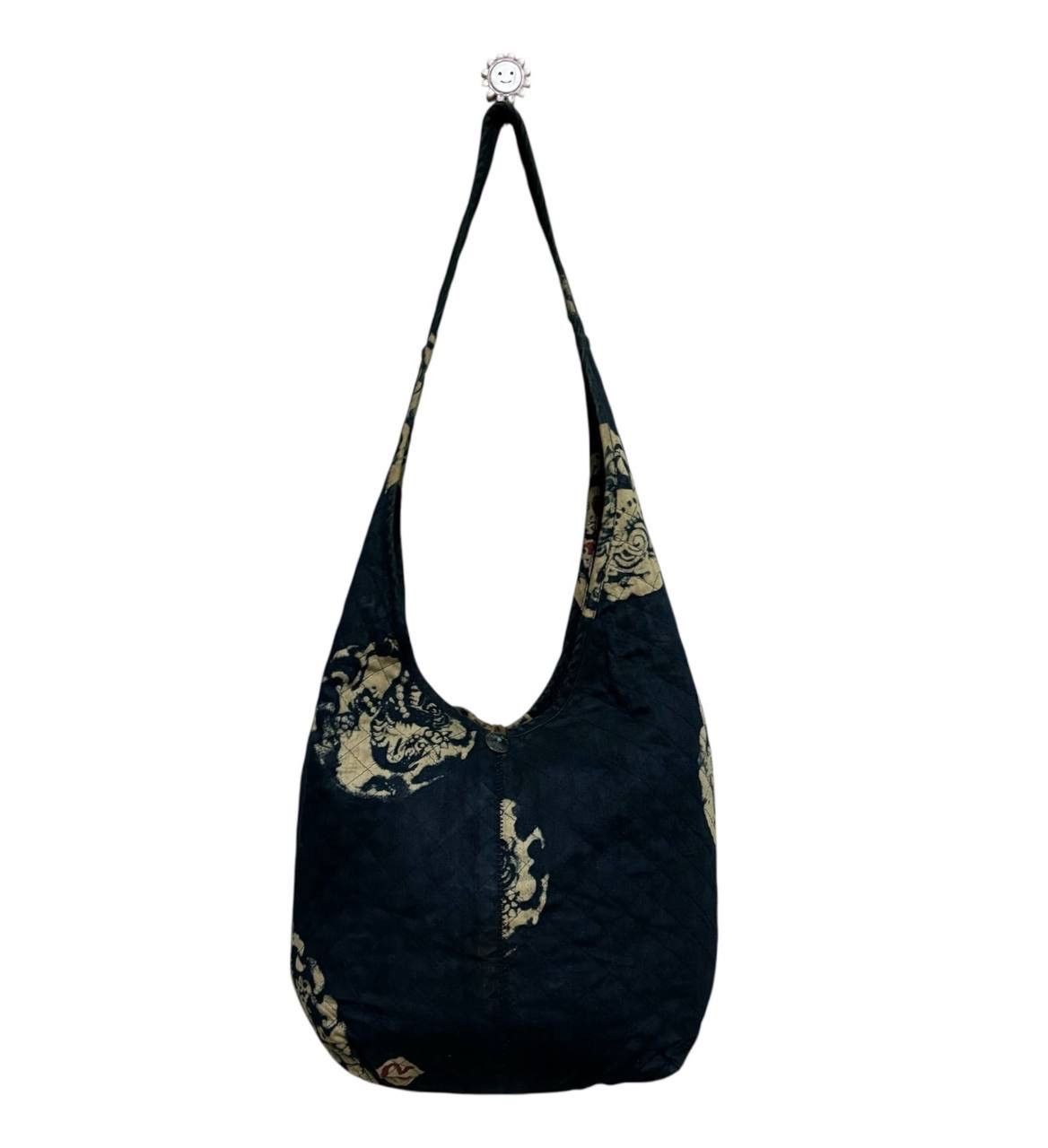 45rpm Vtg 45R 45rpm Quilted Indigo Batik Hobo Bag Made in Japan Size ONE SIZE - 1 Thumbnail